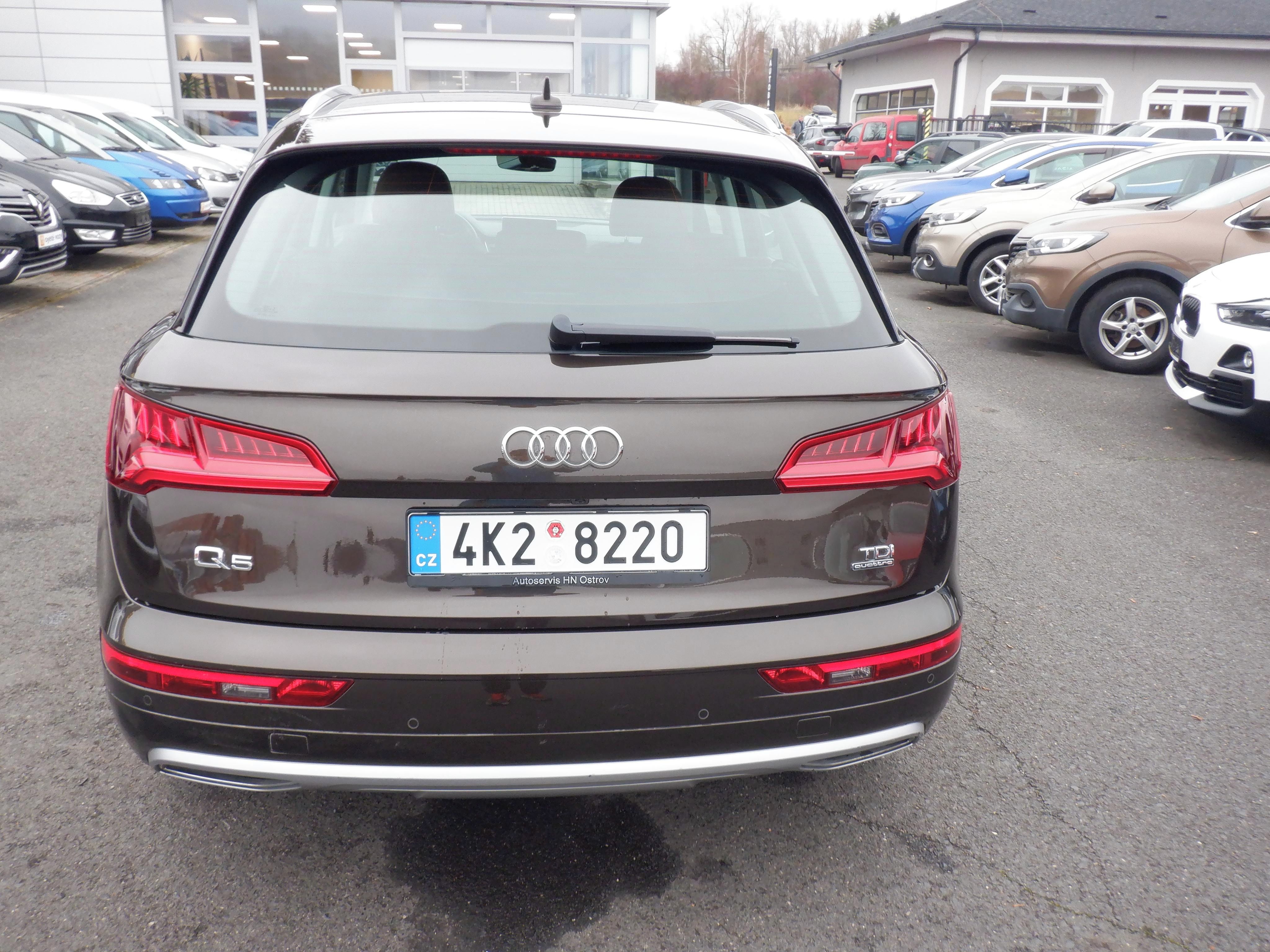 Audi Q5, 2.0 TDI Quattro STronic,1m.ČR - fotka 6