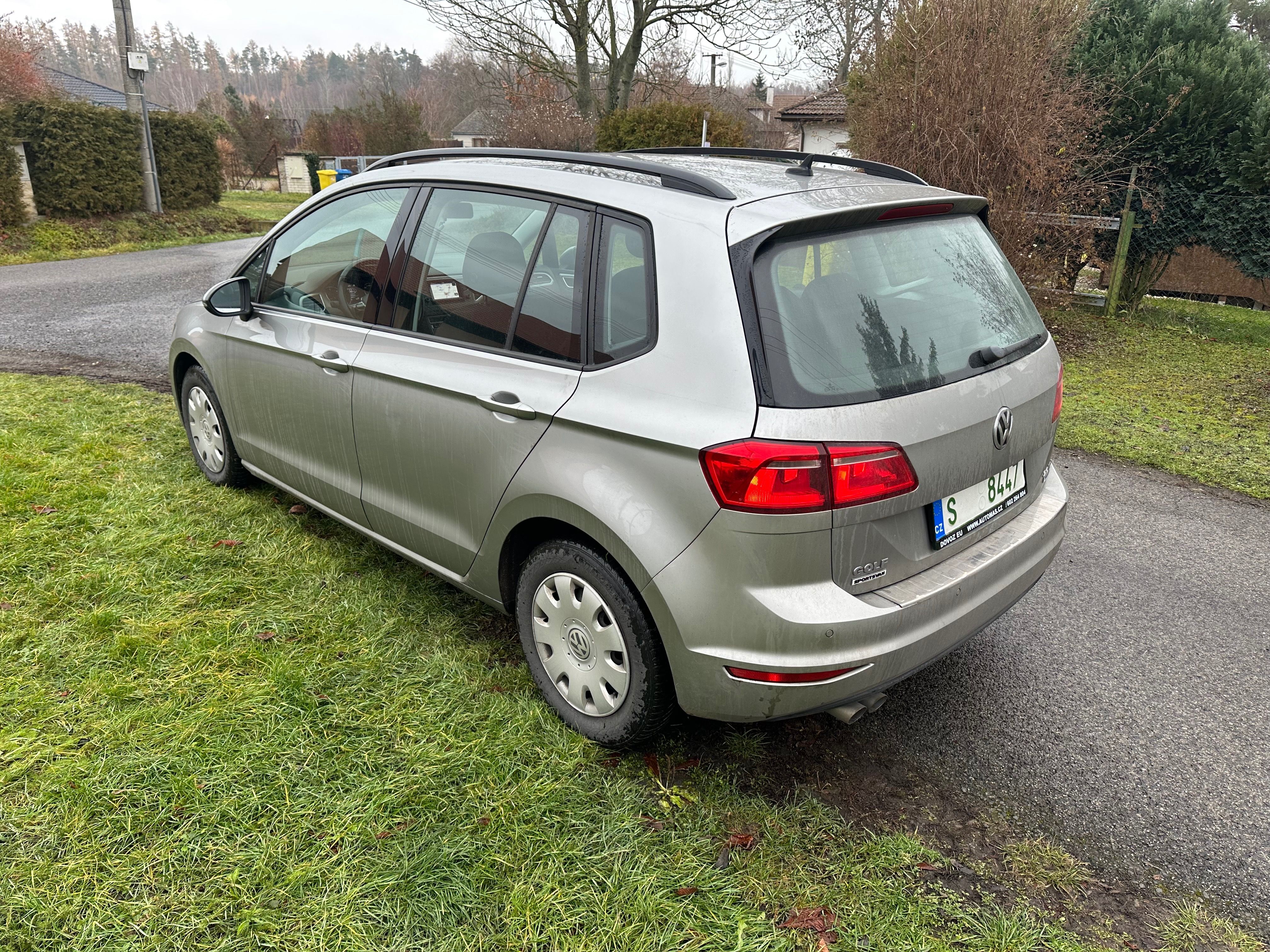 Volkswagen Golf Sportsvan, 2.0 TDI-110KW-AUTOMAT - fotka 4