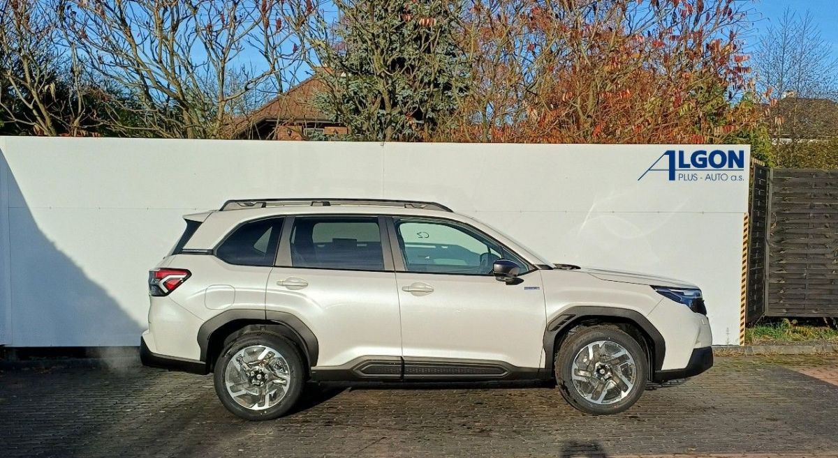 Subaru Forester, COMFORT FB20 100 kW CVT - fotka 3