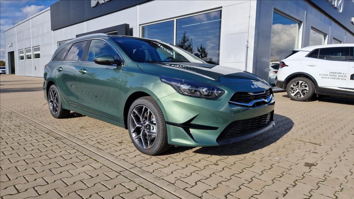 Kia Cee´d, 1,5 T-GDi TOP+Business - fotka 4
