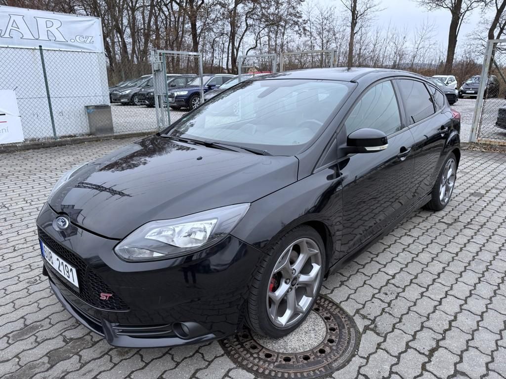 Ford Focus, 2.0 ST 184 kW ČR odp. DPH