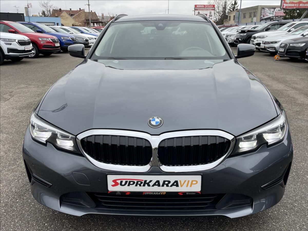 BMW Řada 3, 320d xDrive LED*Live Cockpit - fotka 2