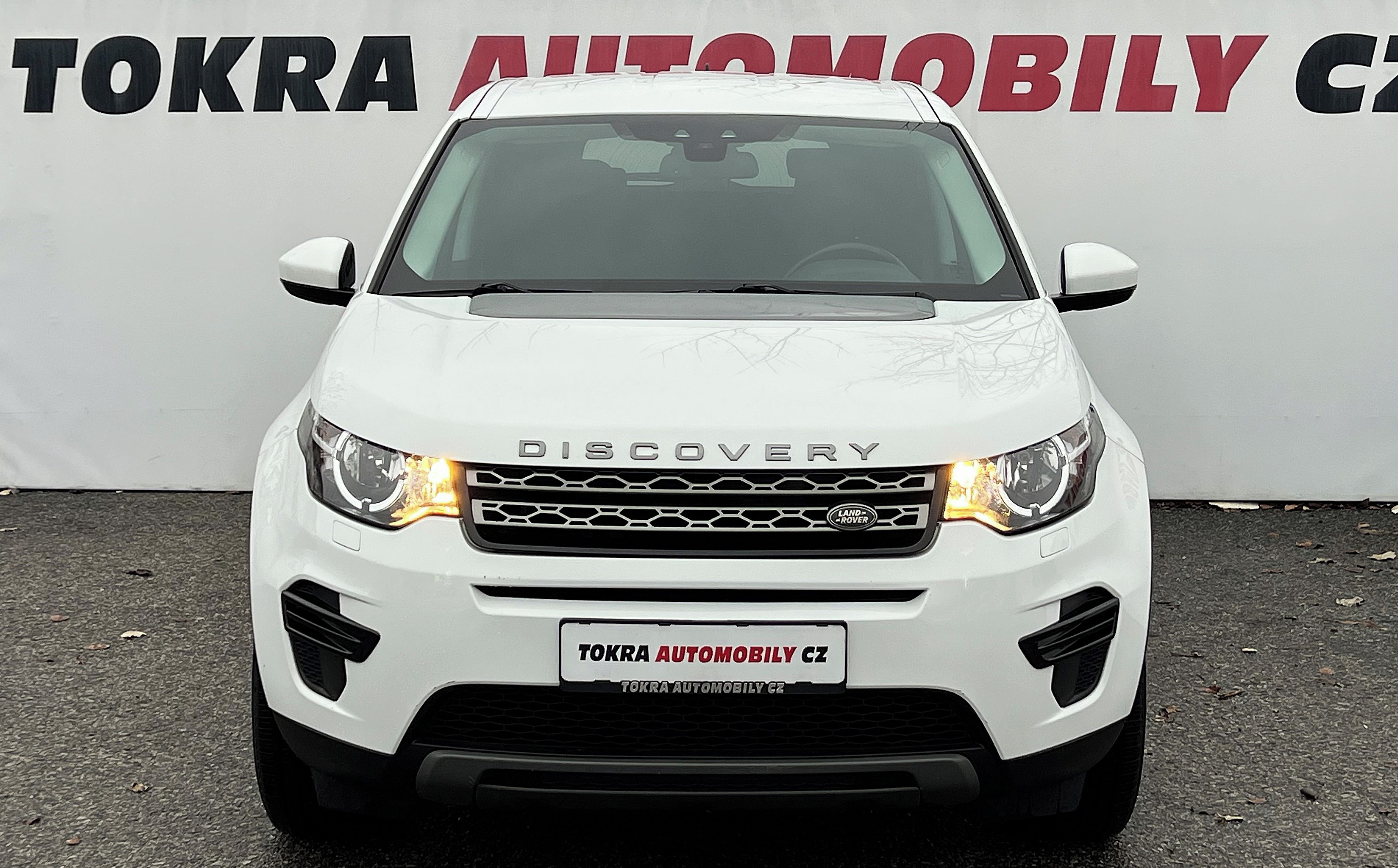 Land Rover Discovery Sport, 2.0TD4 4x4 A/T Navigace Tažné - fotka 2