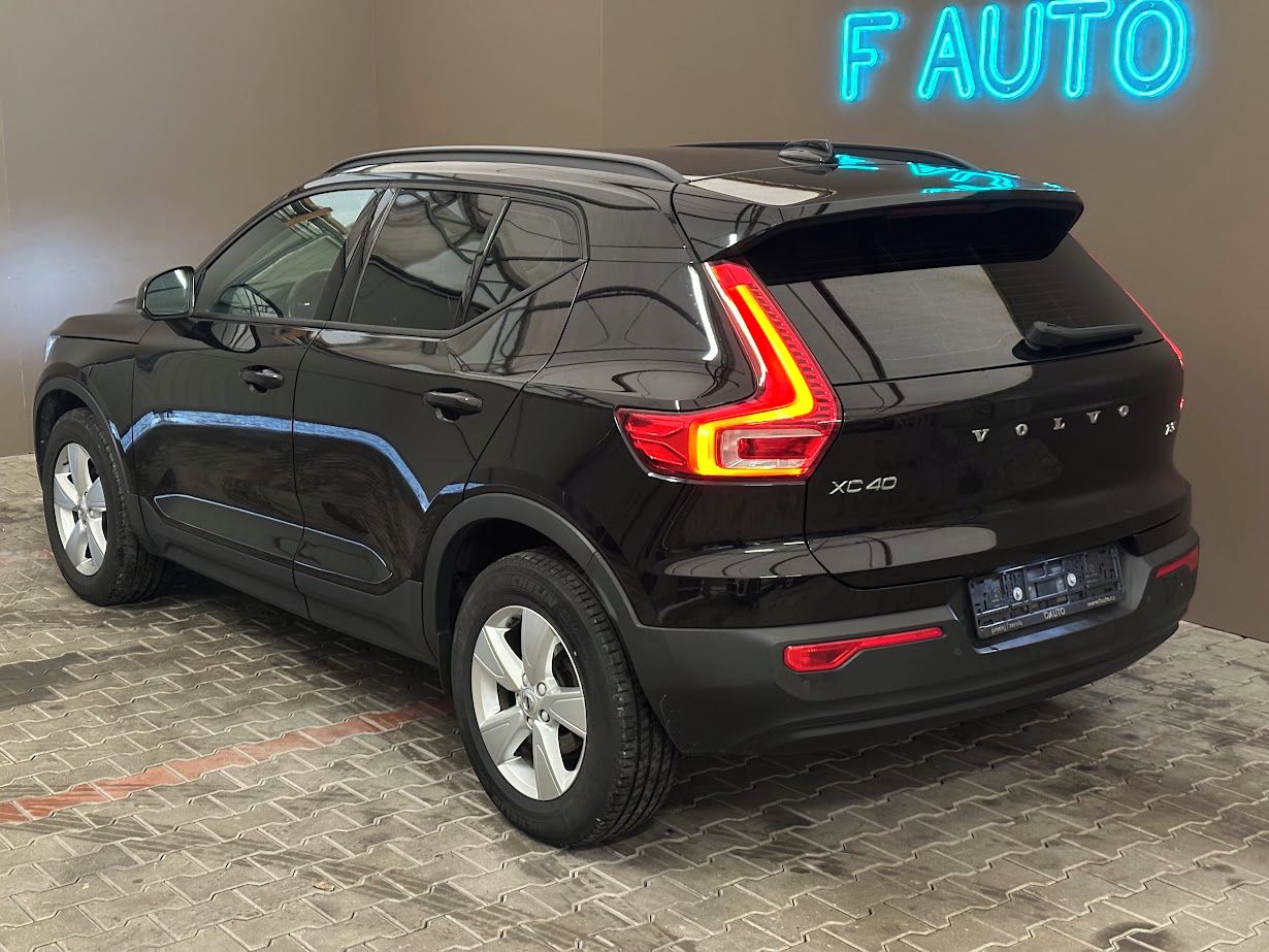 Volvo XC40, T3 Geartronic XC40 - fotka 4