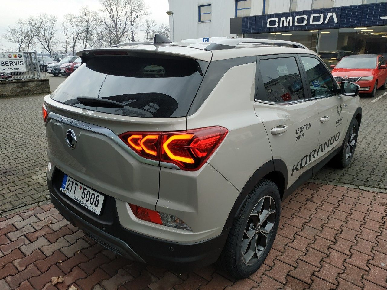 SsangYong Korando, 1.5T, Style+2WD,AT,SKLADEM - fotka 5