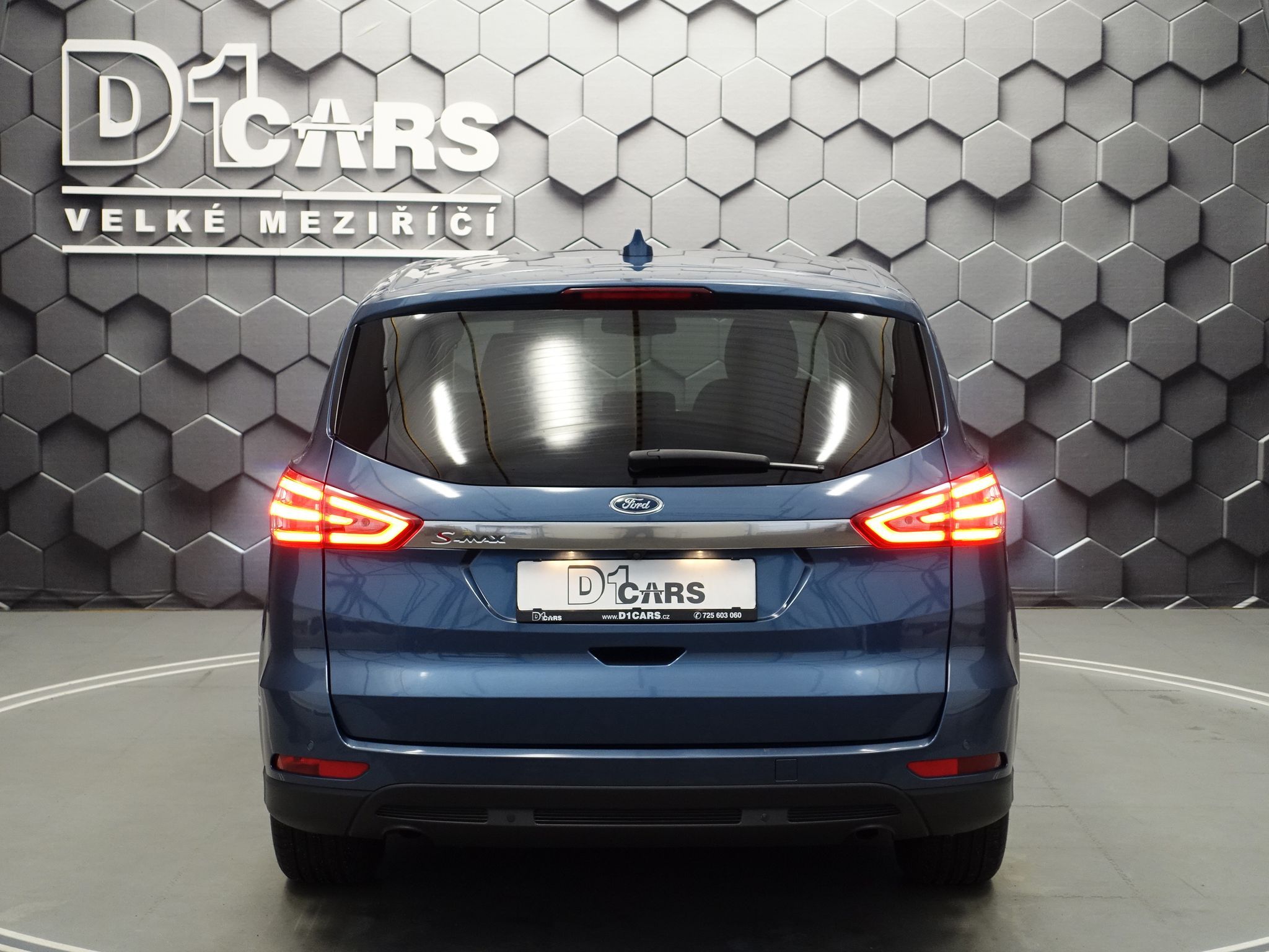 Ford S-MAX, 110 kw, manuál, LED světlomety - fotka 3