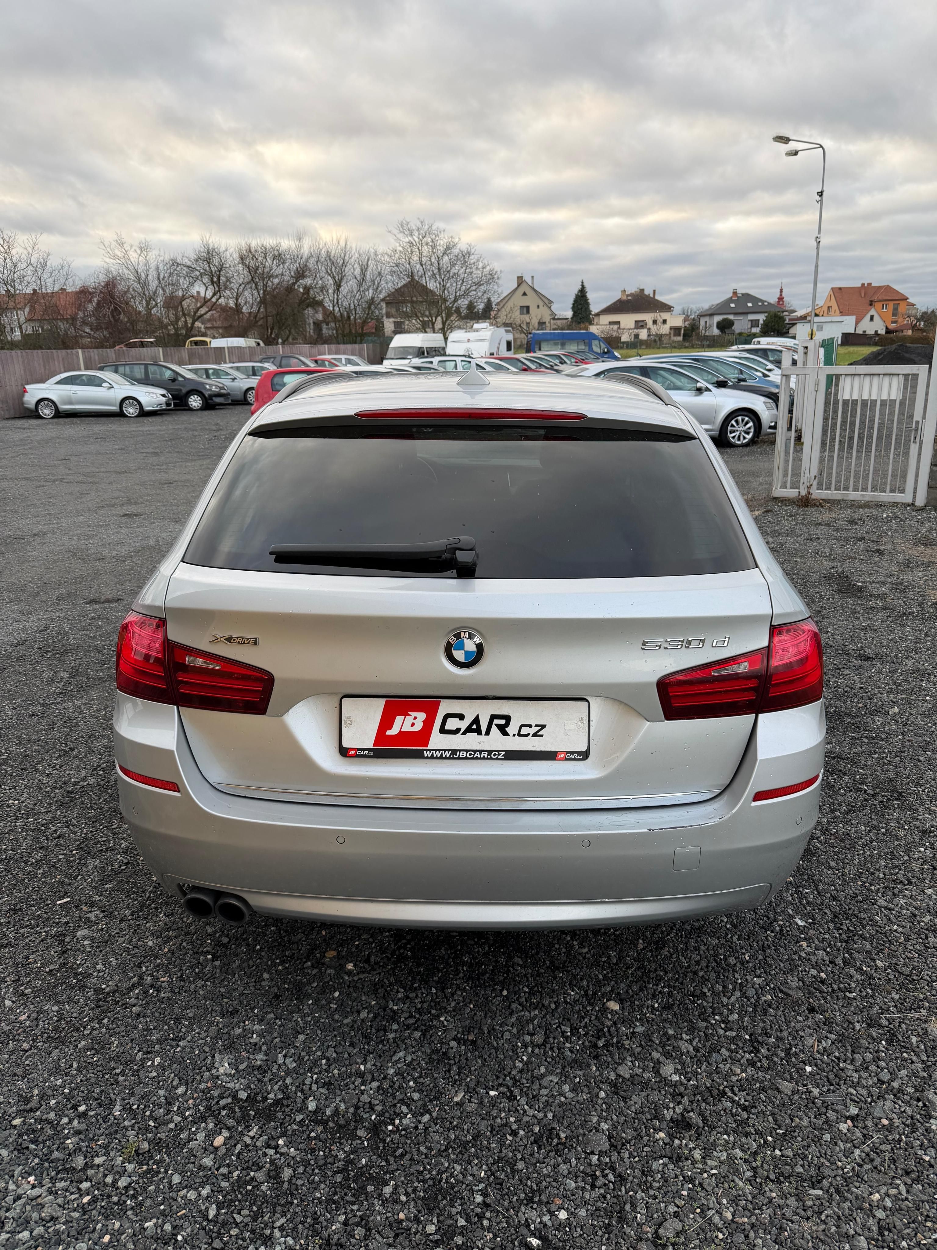 BMW Řada 5, 530d X-DRIVE LCI TAŽNÉ ČR - fotka 6