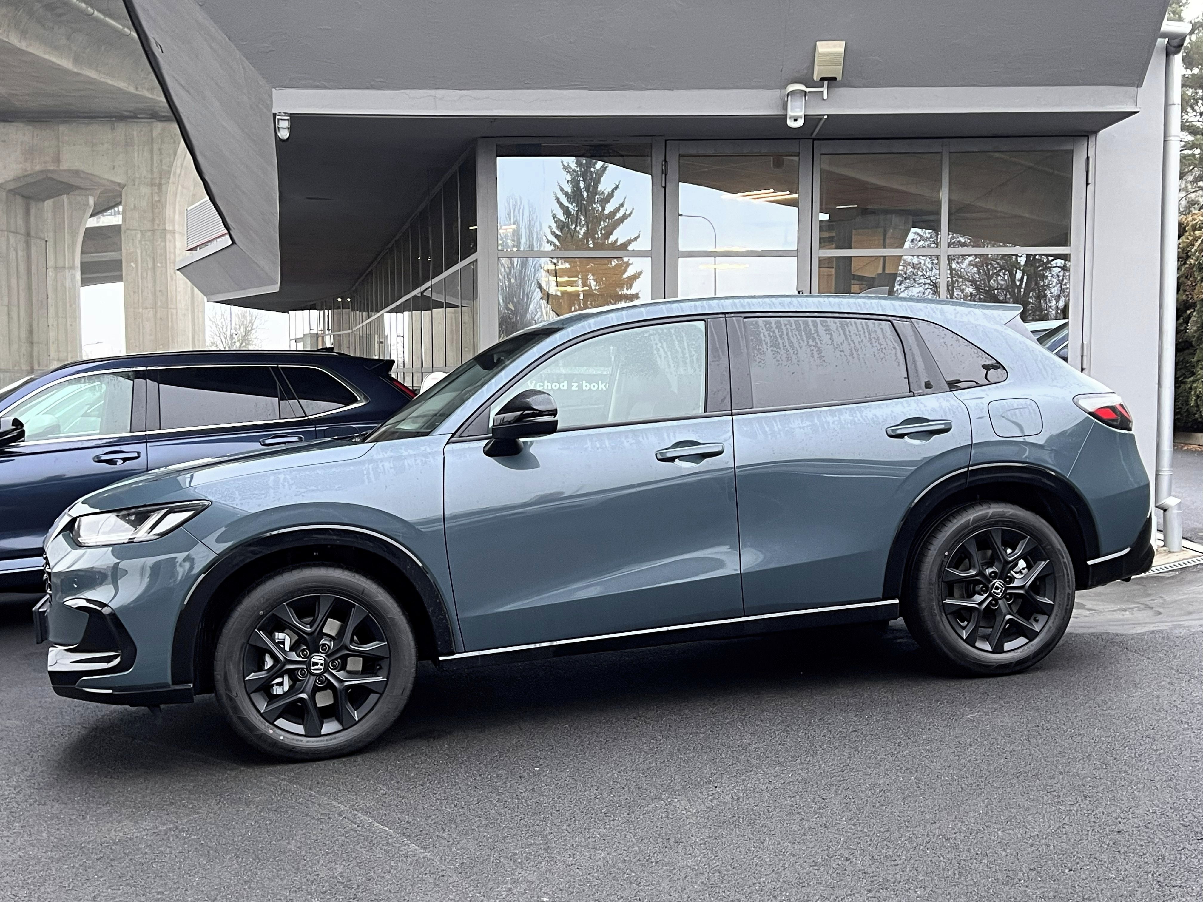 Honda ZR-V, 2.0e:HEV Sport - fotka 5