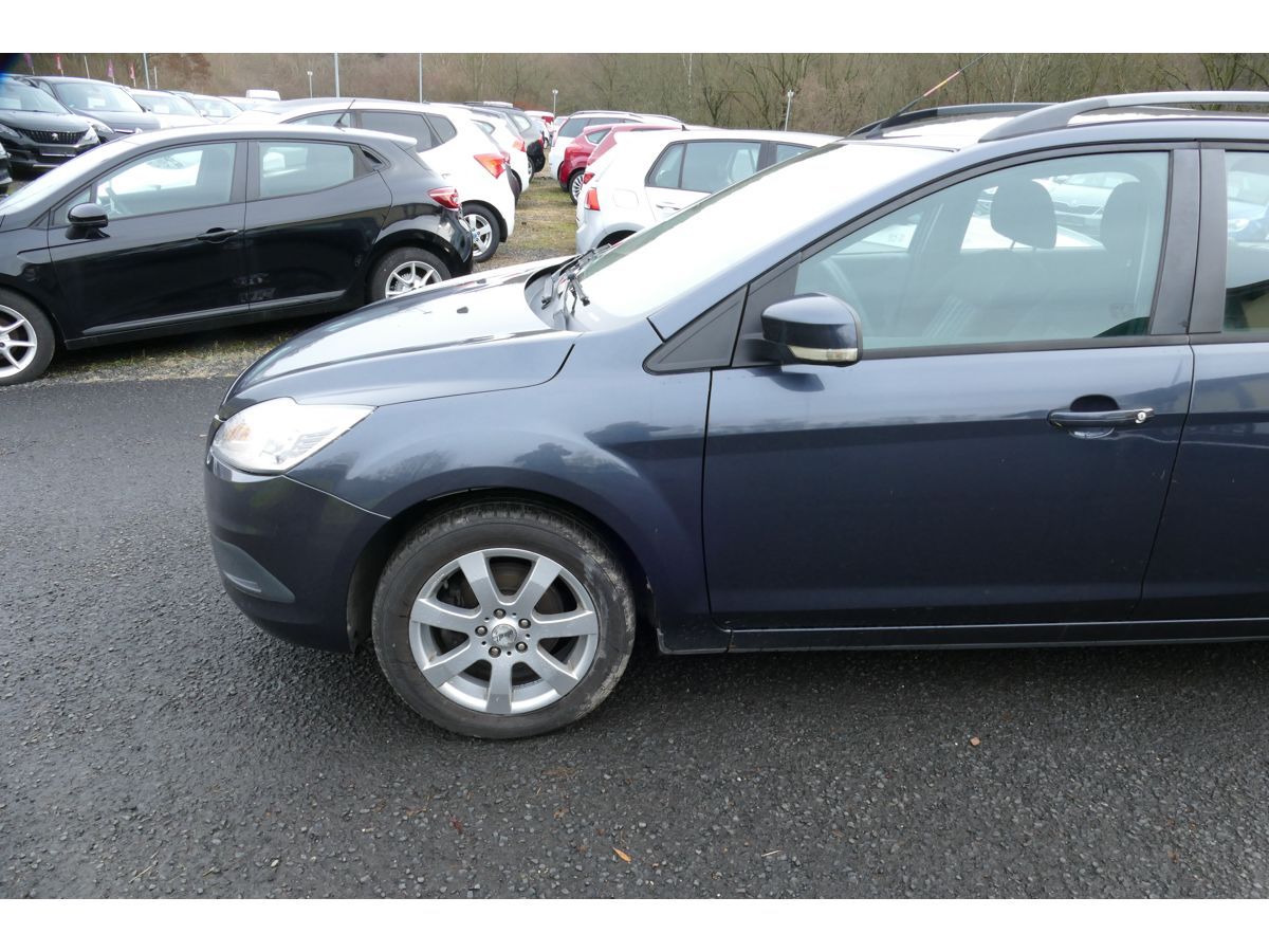 Ford Focus, 1,6TDCi 80KW KLIMA - fotka 5