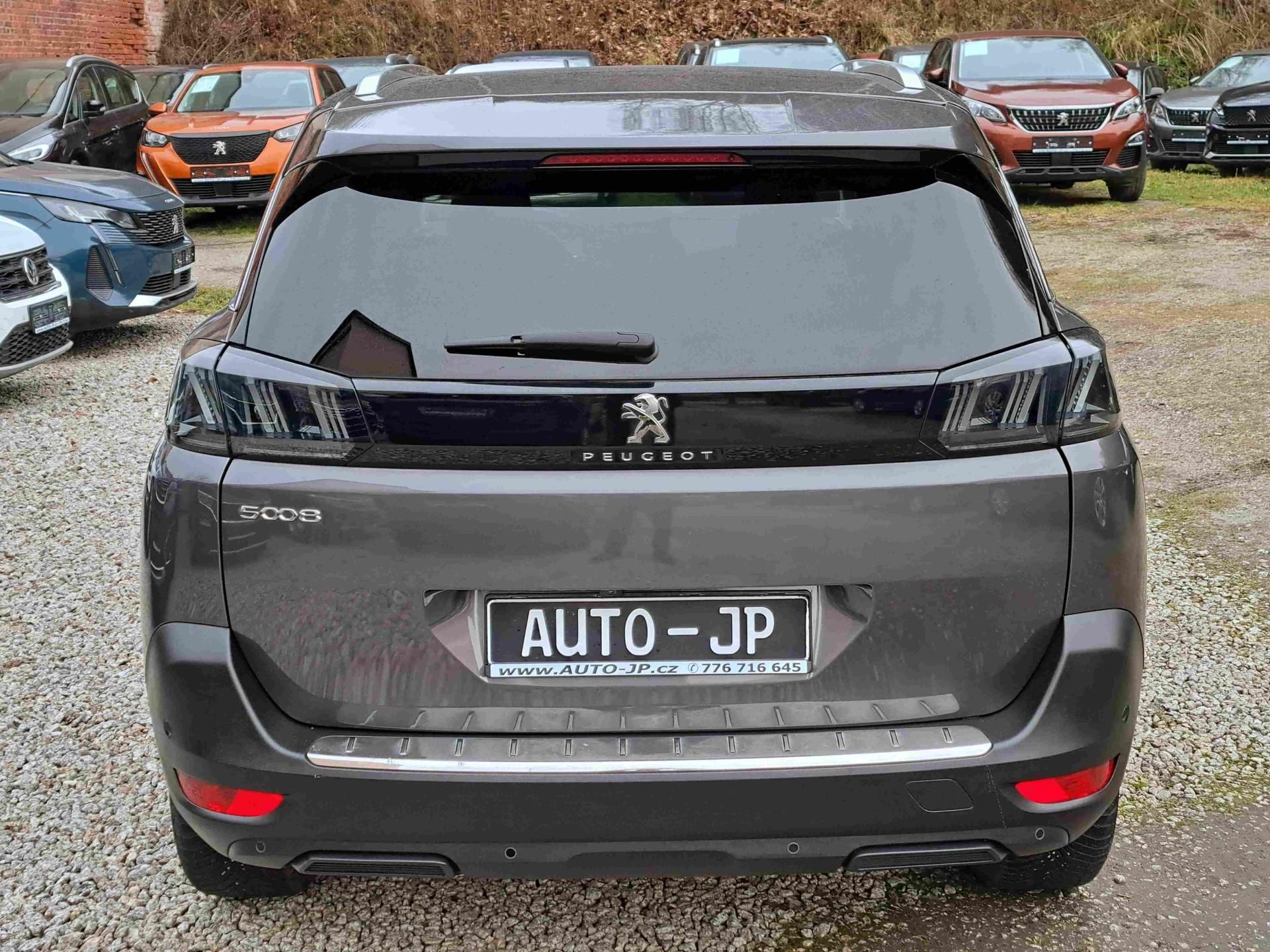 Peugeot 5008, 1,2PT EAT8 ALLURE LED ALU NAVI - fotka 5