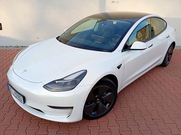 REFRESH 2021 , LONG RANGE 4WD