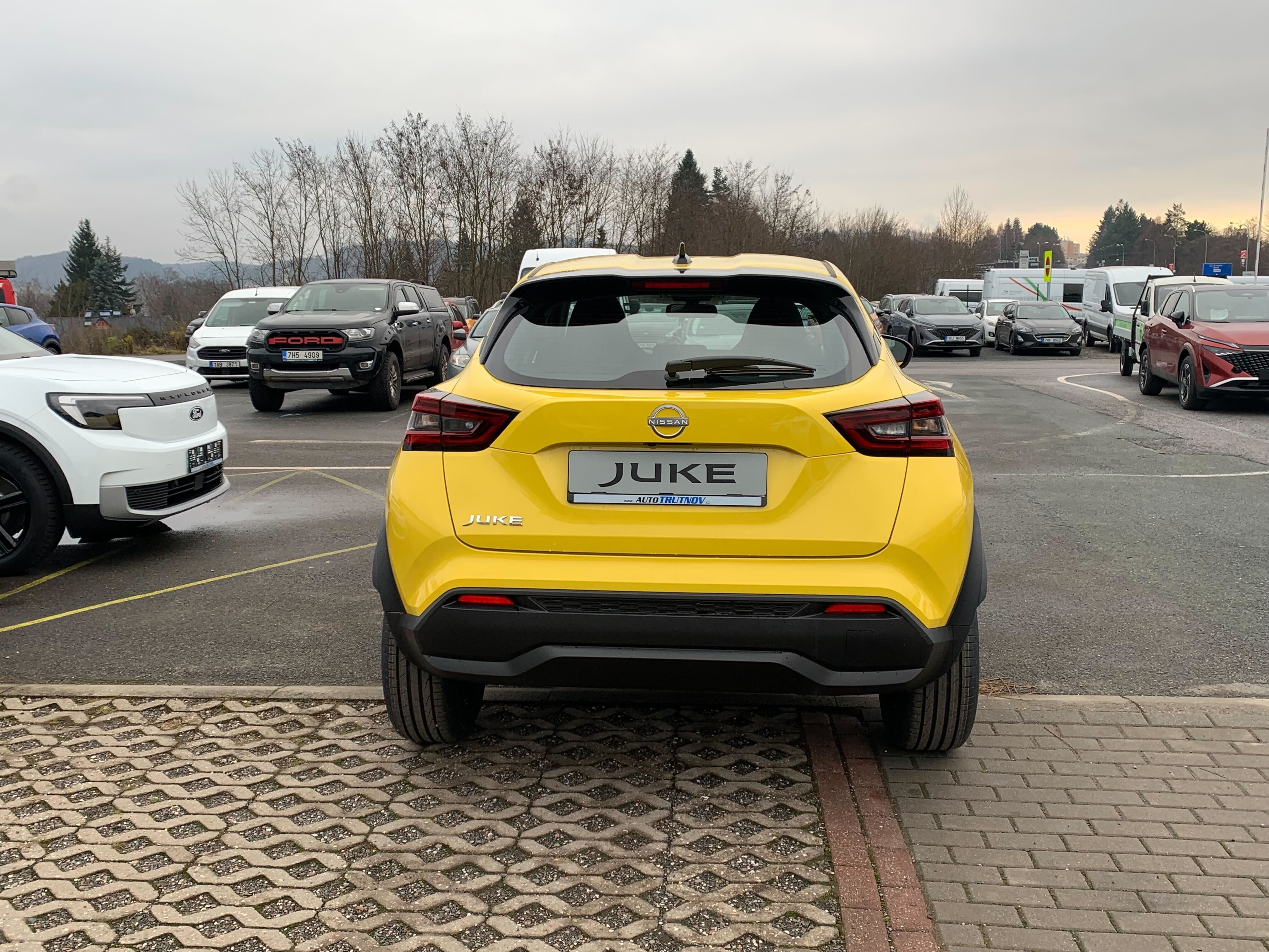 Nissan Juke, 1.0 DIG-T 84 kW 114 k Acenta - fotka 3