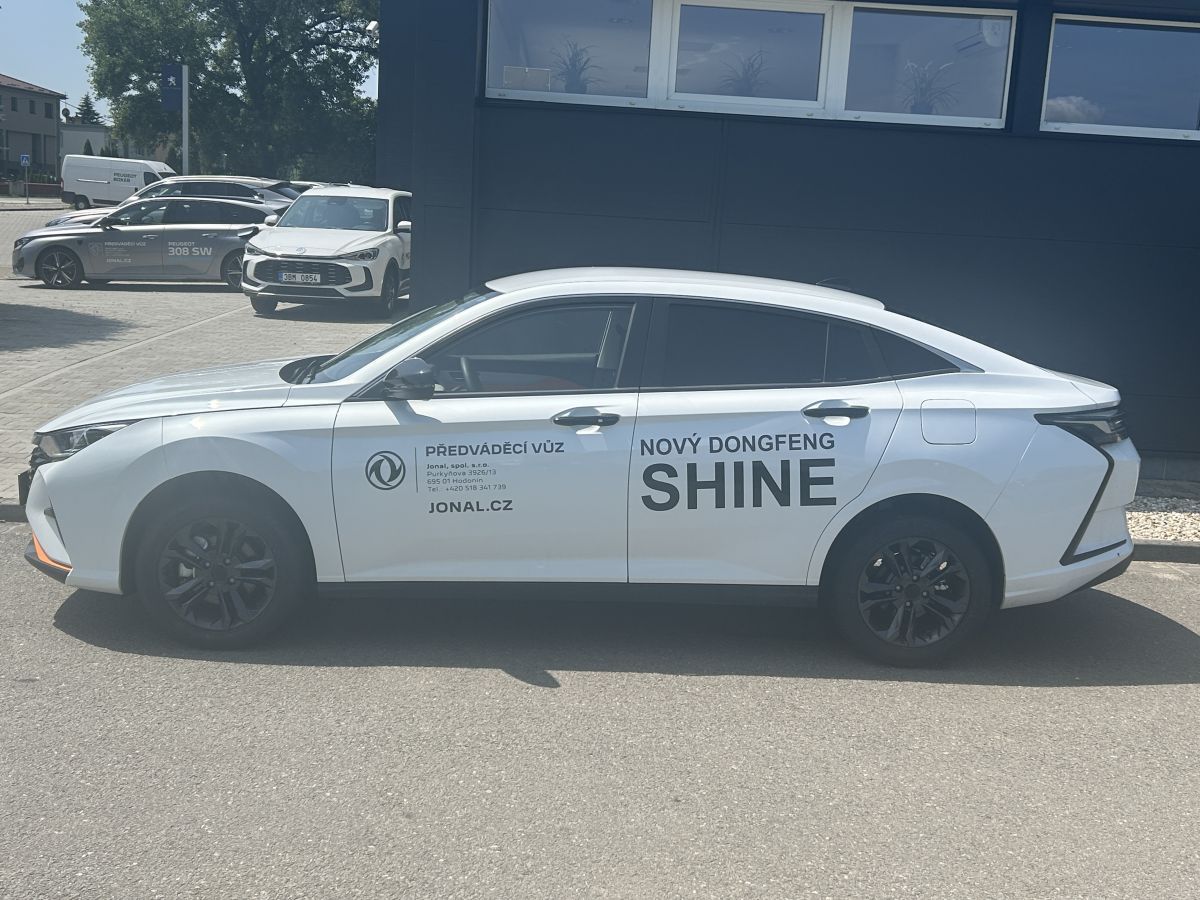Dongfeng Shine - fotka 4
