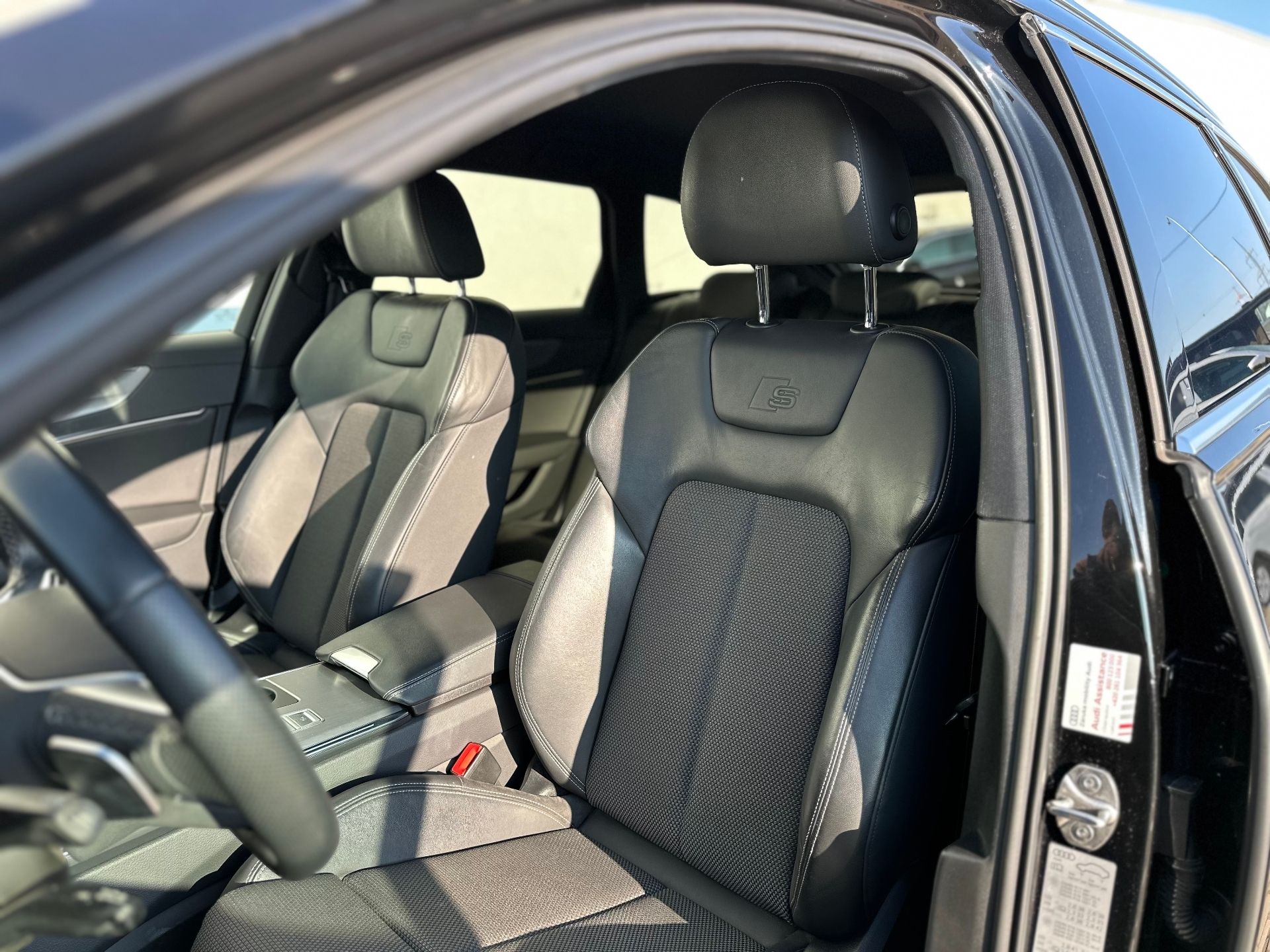 Audi A6 Avant, SPORT 50TDI 210kW QUATTRO - fotka 5