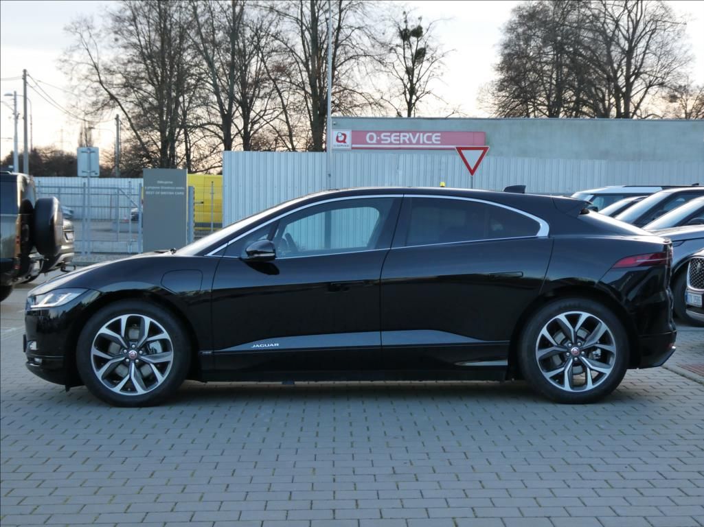 Jaguar I-Pace, 0,0 EV400 AWD,1.maj,DPH,ČR - fotka 2