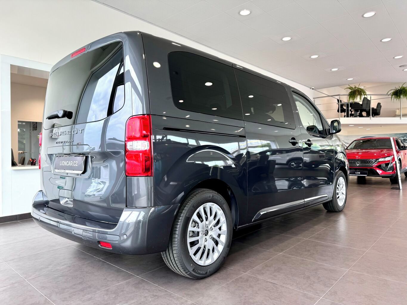 Peugeot Traveller, ACTIVE 8 míst, 2.0, 180k, Auto - fotka 6