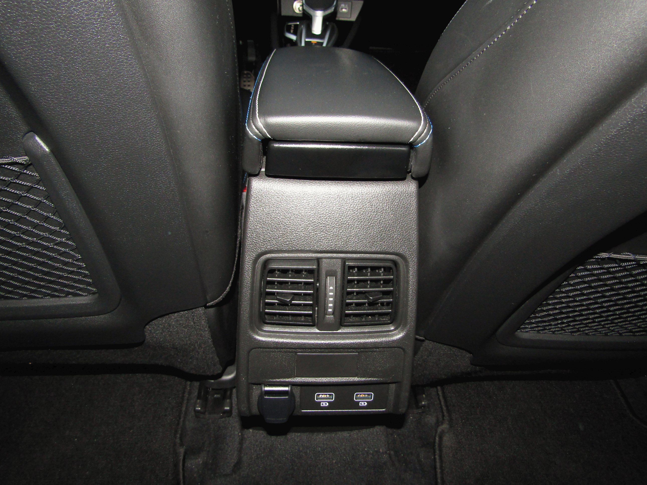 Renault Arkana, TCe 160 EDC esprit Alpine - fotka 6