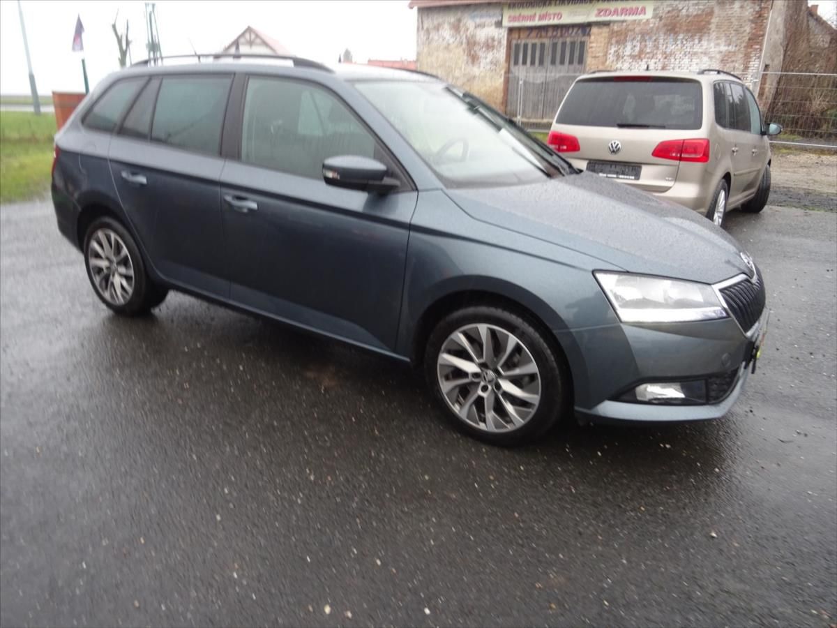 Škoda Fabia, 1,0 TSi 70 kW Automat - fotka 2