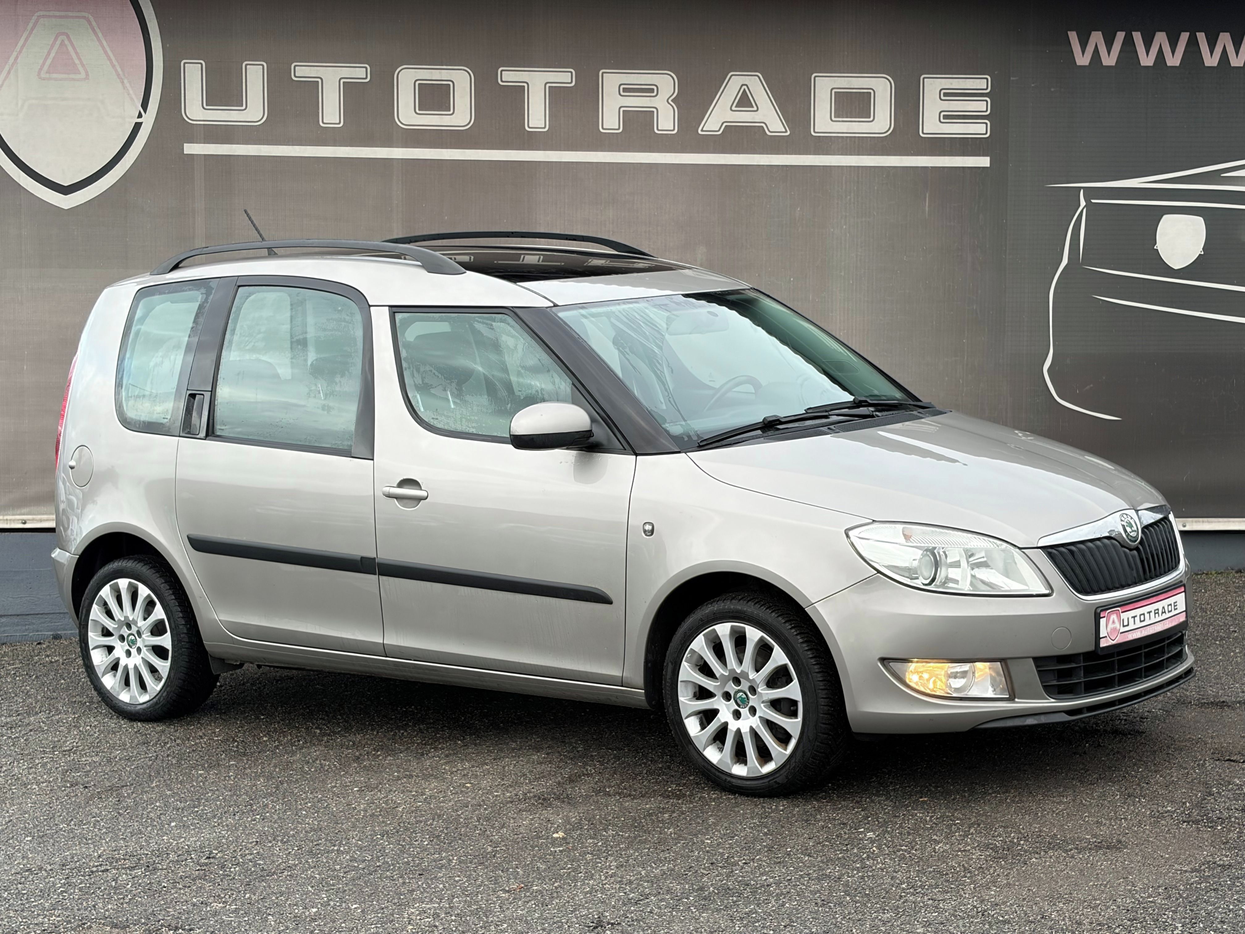 Škoda Roomster, 1.2TSi 77kW, DigiKLIMA, PANO - fotka 6