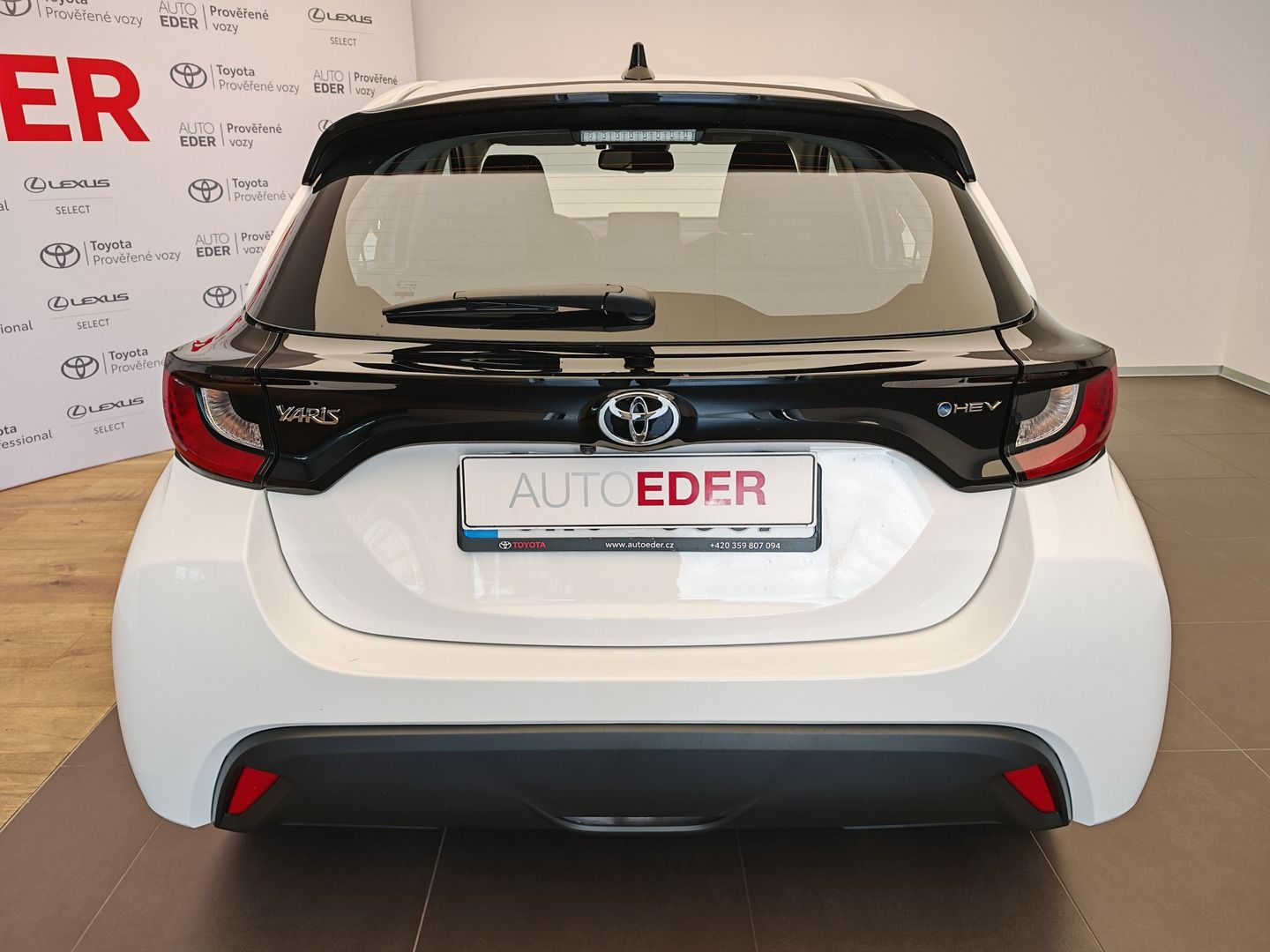 Toyota Yaris, 1.5 Hybrid Comfort - fotka 5