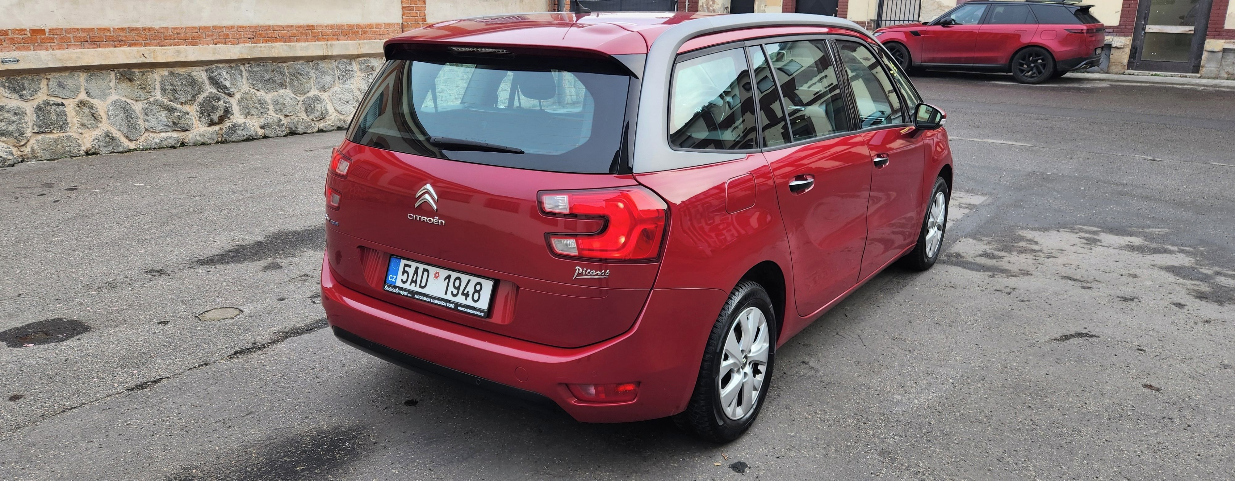 Citroën Grand C4 Picasso, 1.6 HDI 7 MÍST ČR - fotka 6