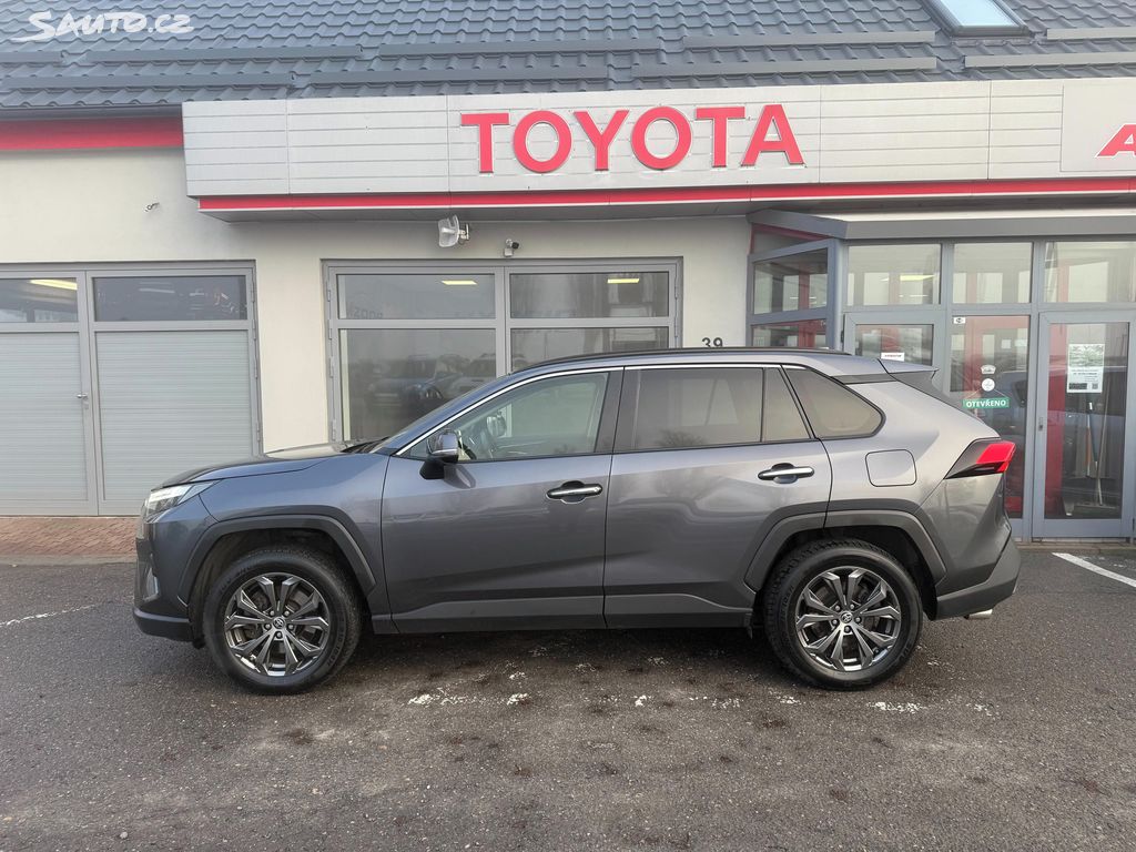 Toyota Rav4, fotka 3