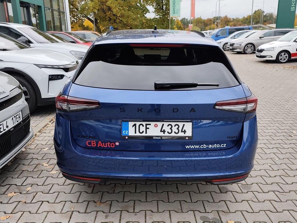 Škoda Superb, 2,0 TDI 142 kW DSG 4x4 - fotka 5