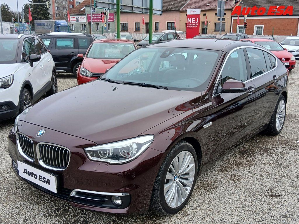 BMW Řada 5, 3.0 d GT 530xDrive,1.maj - fotka 3