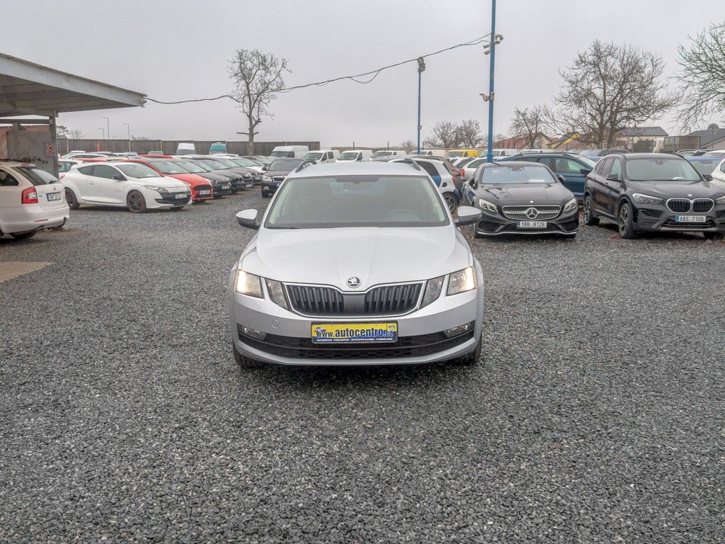 Škoda Octavia, ČR 2.0TDI 110KW – 1 majitel - fotka 2