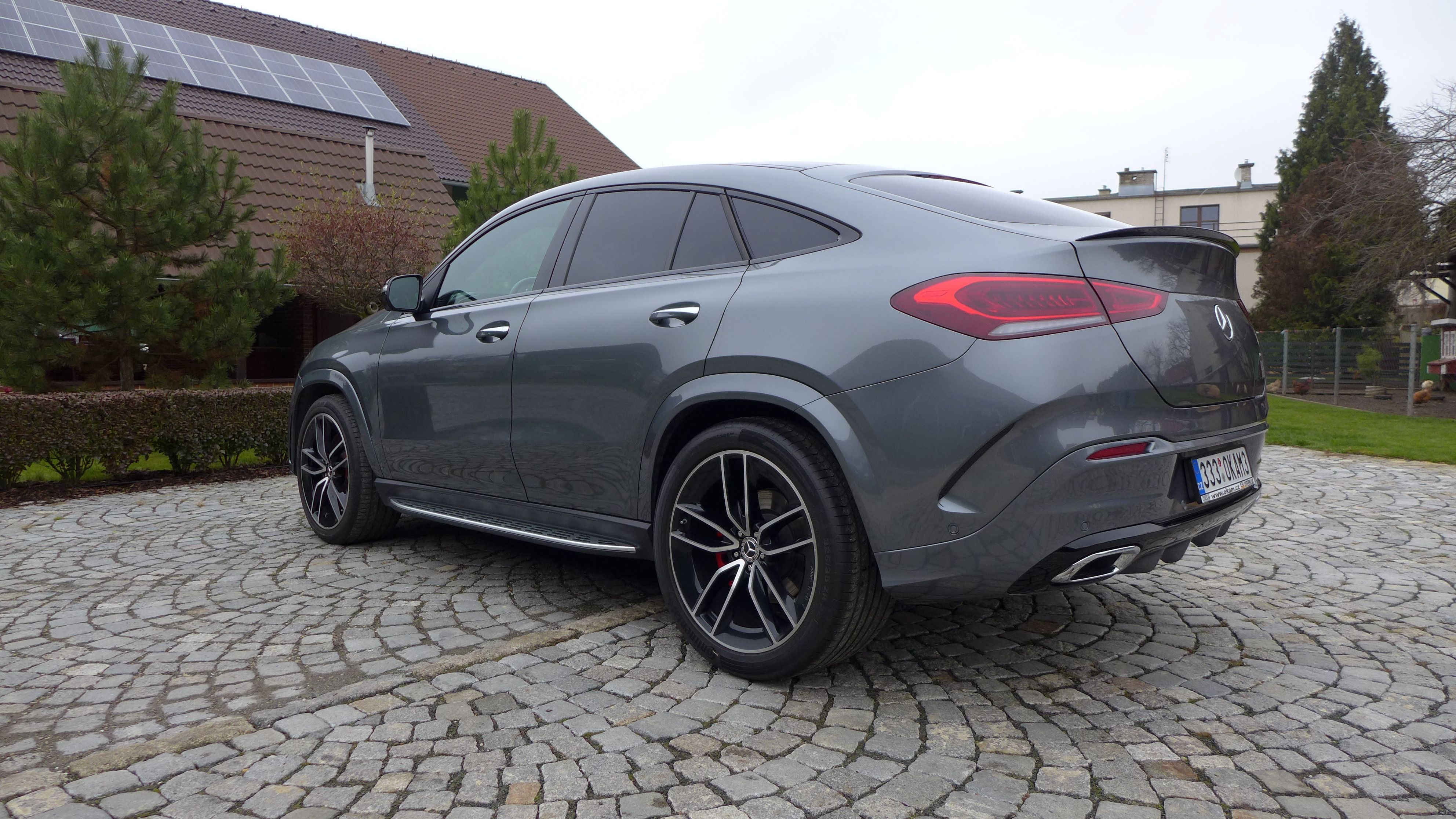 Mercedes-Benz GLE, 400d, 243kw,4Matic,AMG Night - fotka 5