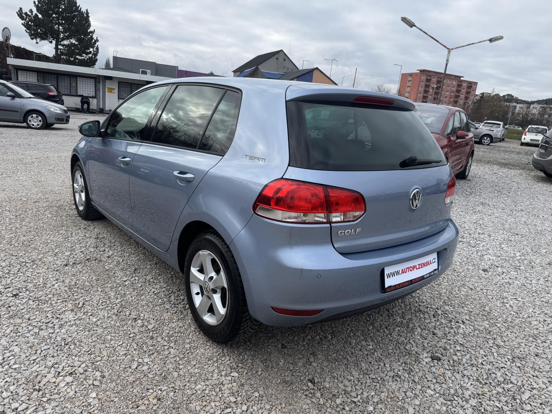 Volkswagen Golf, 1.2TSi,TEAM,2 SADY KOL - fotka 5