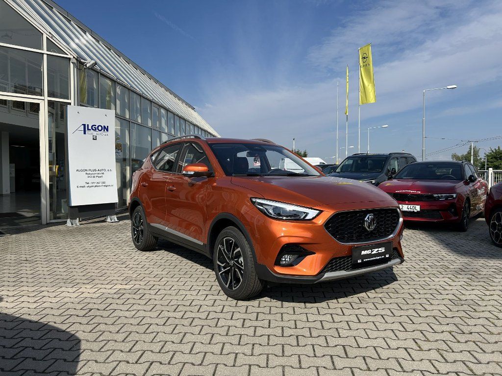 MG ZS, Emotion Plus 1,5i 78kW - fotka 6