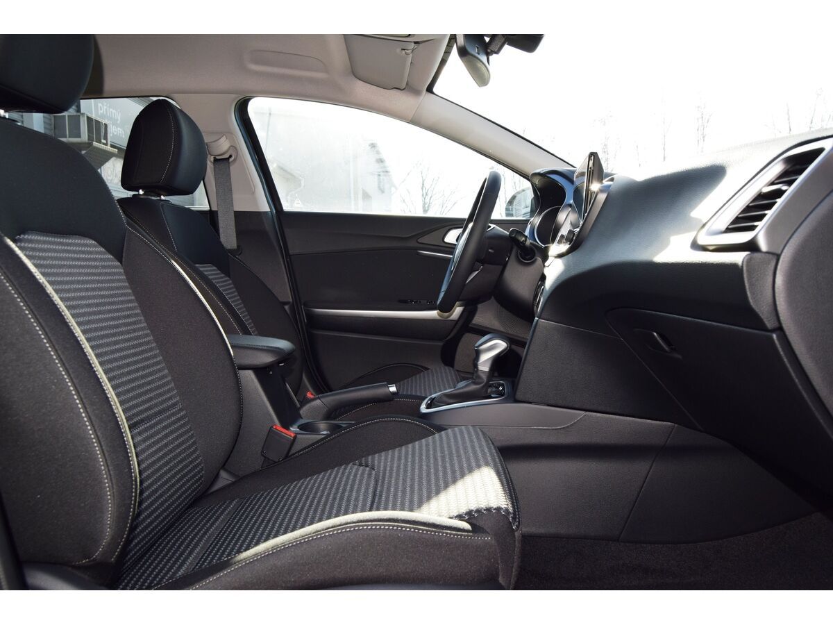 Kia Cee´d, SW 1,5 T-GDi 7DCT TOP - fotka 4