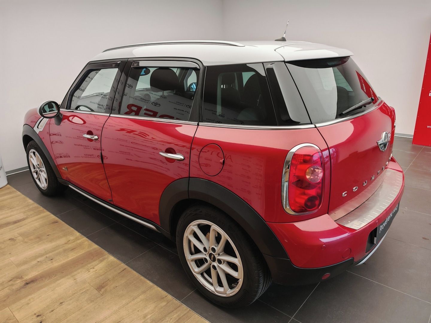 Mini Cooper, 1.6 COOPER D ALL4 Countryman - fotka 6