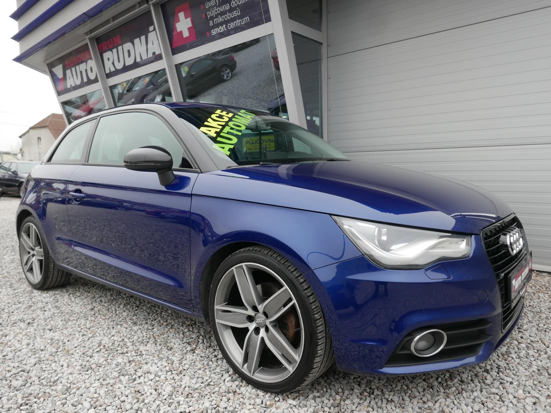 Audi A1, 1,4 TFSI S-Line Navi Automat - fotka 5
