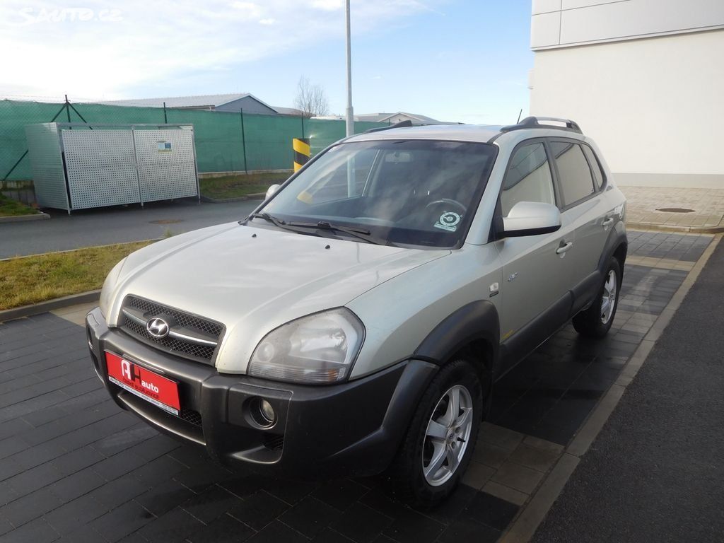 Hyundai Tucson, 2.0CRDi Confort+ 4WD, Automat - fotka 2