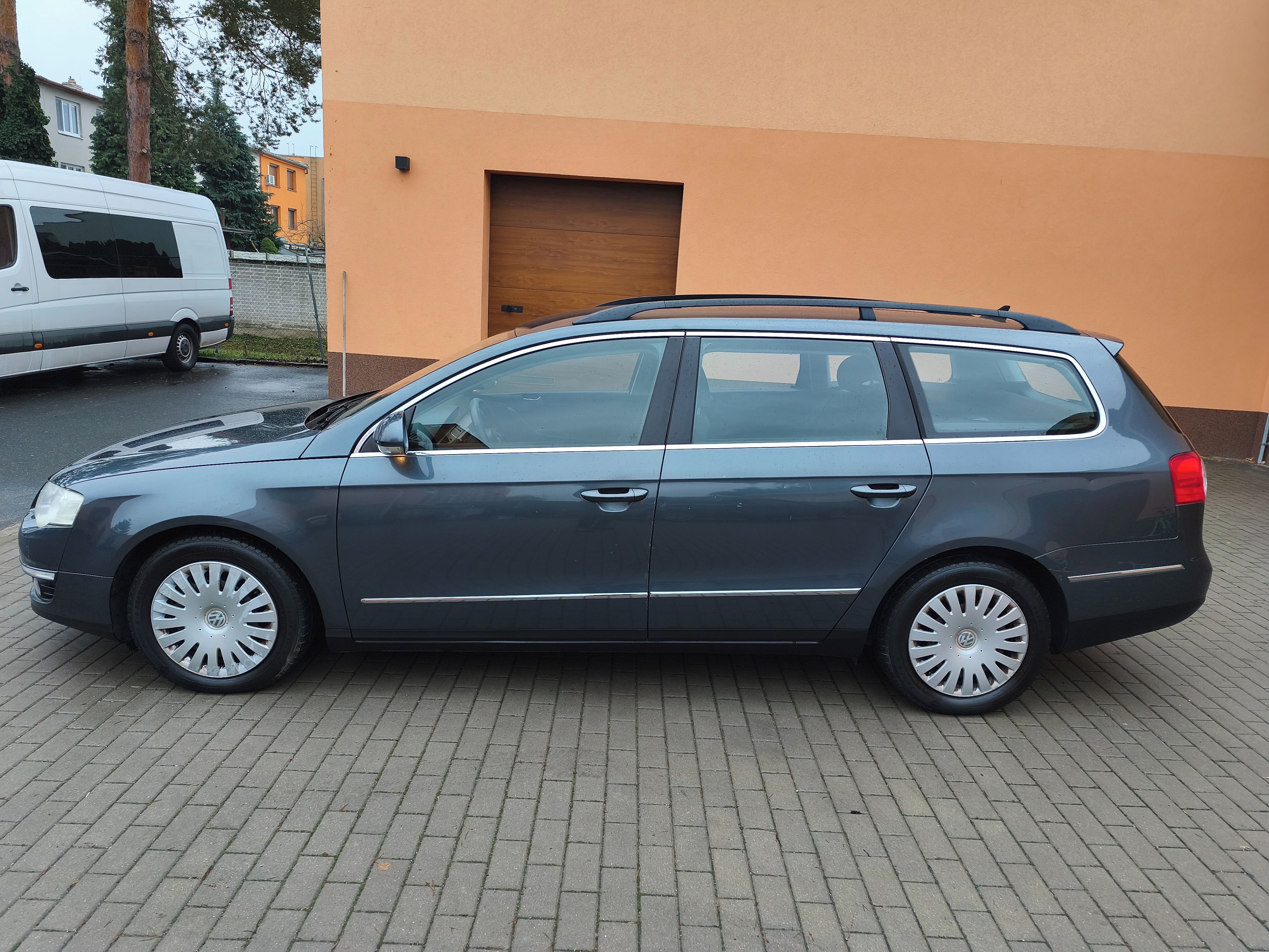 Volkswagen Passat Variant, 2.0 TDi 81 kW, BEZ KOROZE - fotka 3