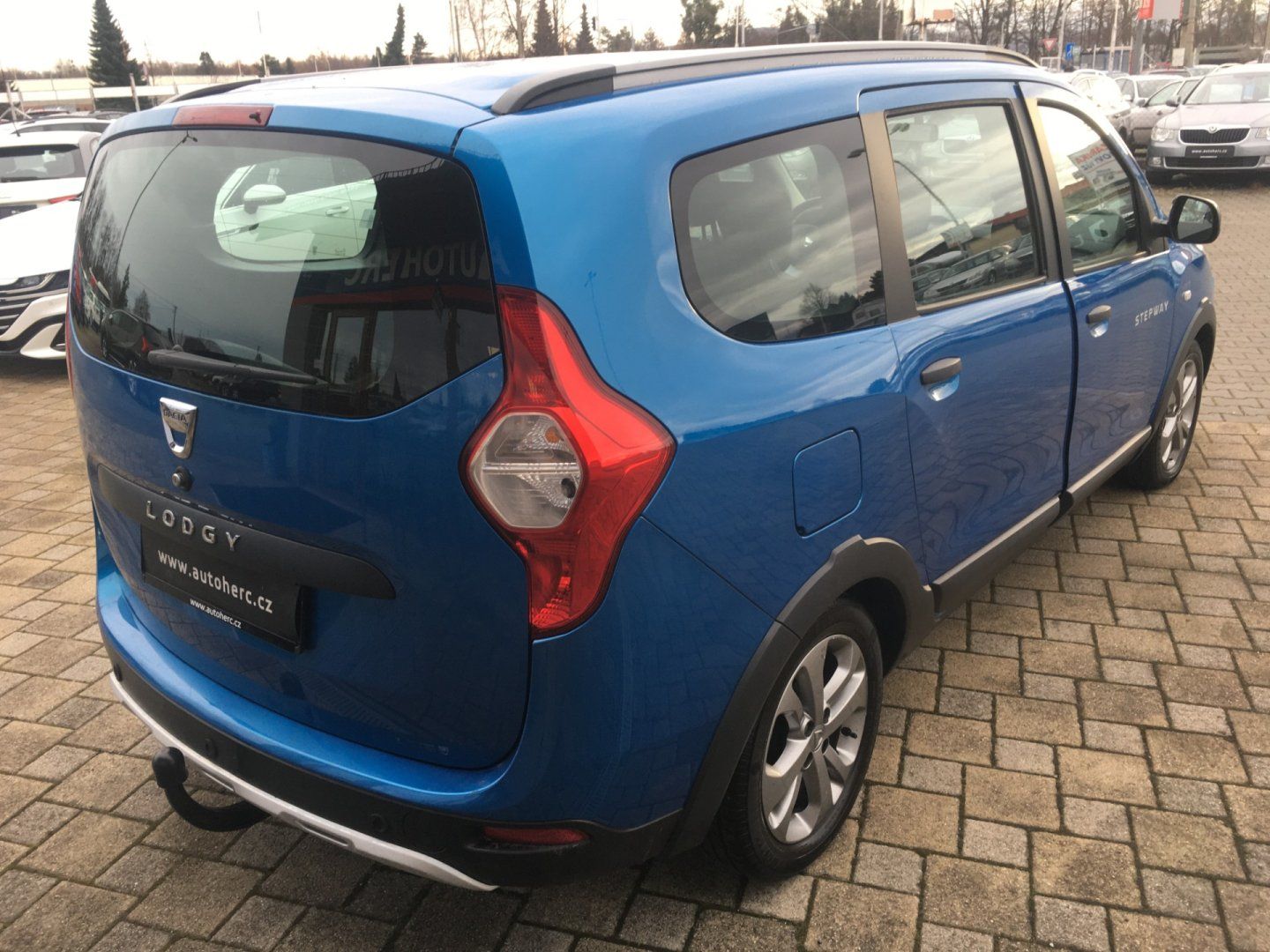 Dacia Lodgy, 1.2 i 85 kW STEPWAY - fotka 4