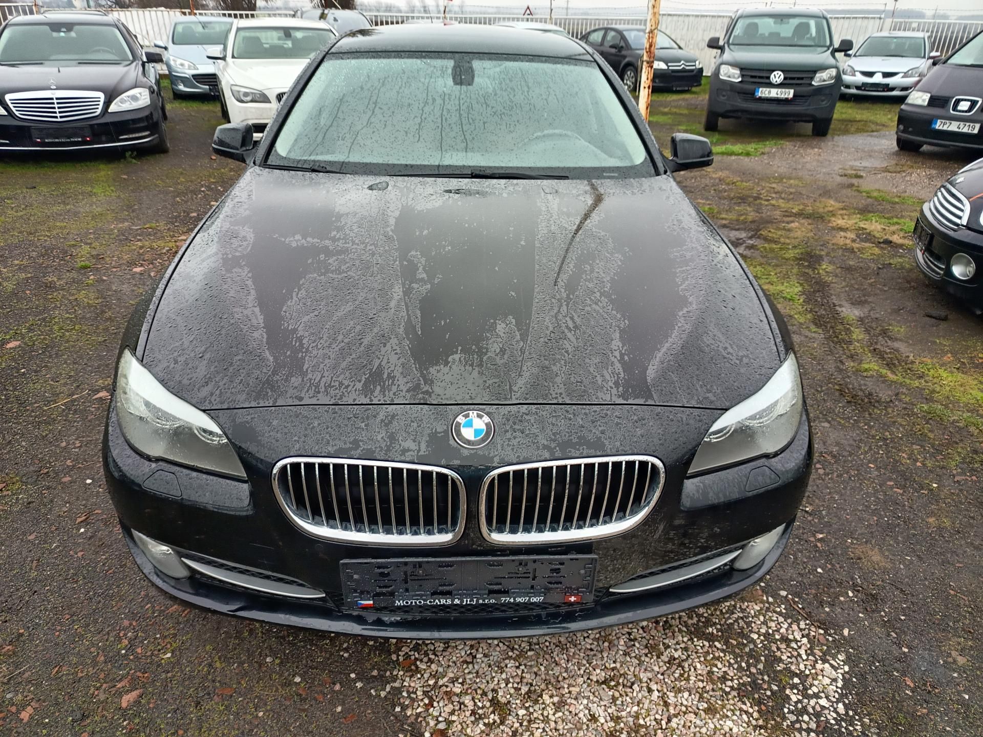 BMW Řada 5, 535i xDrive - fotka 4