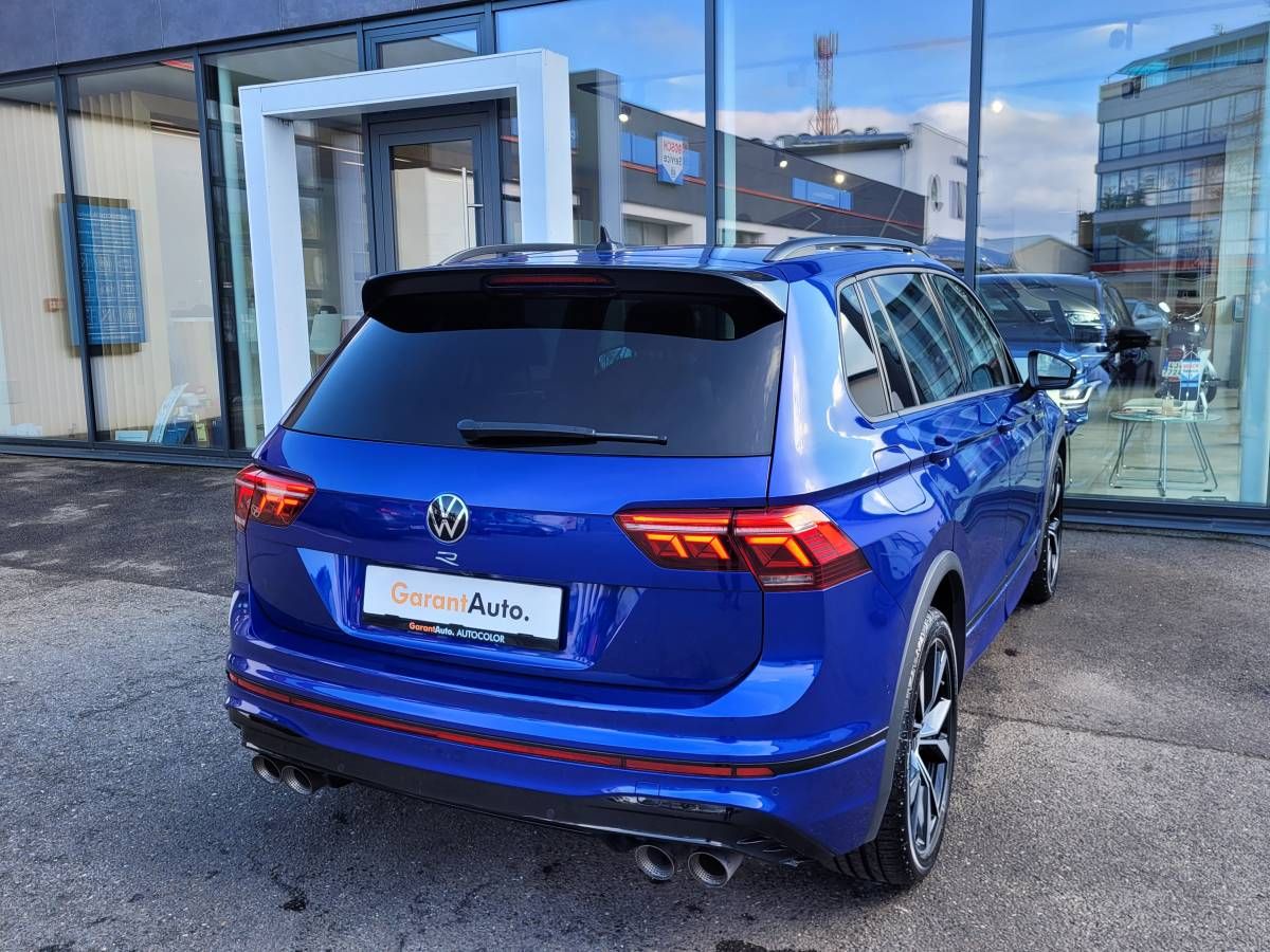 Volkswagen Tiguan, R 2.0 TSI AKRAPOVIČ 235kW - fotka 3