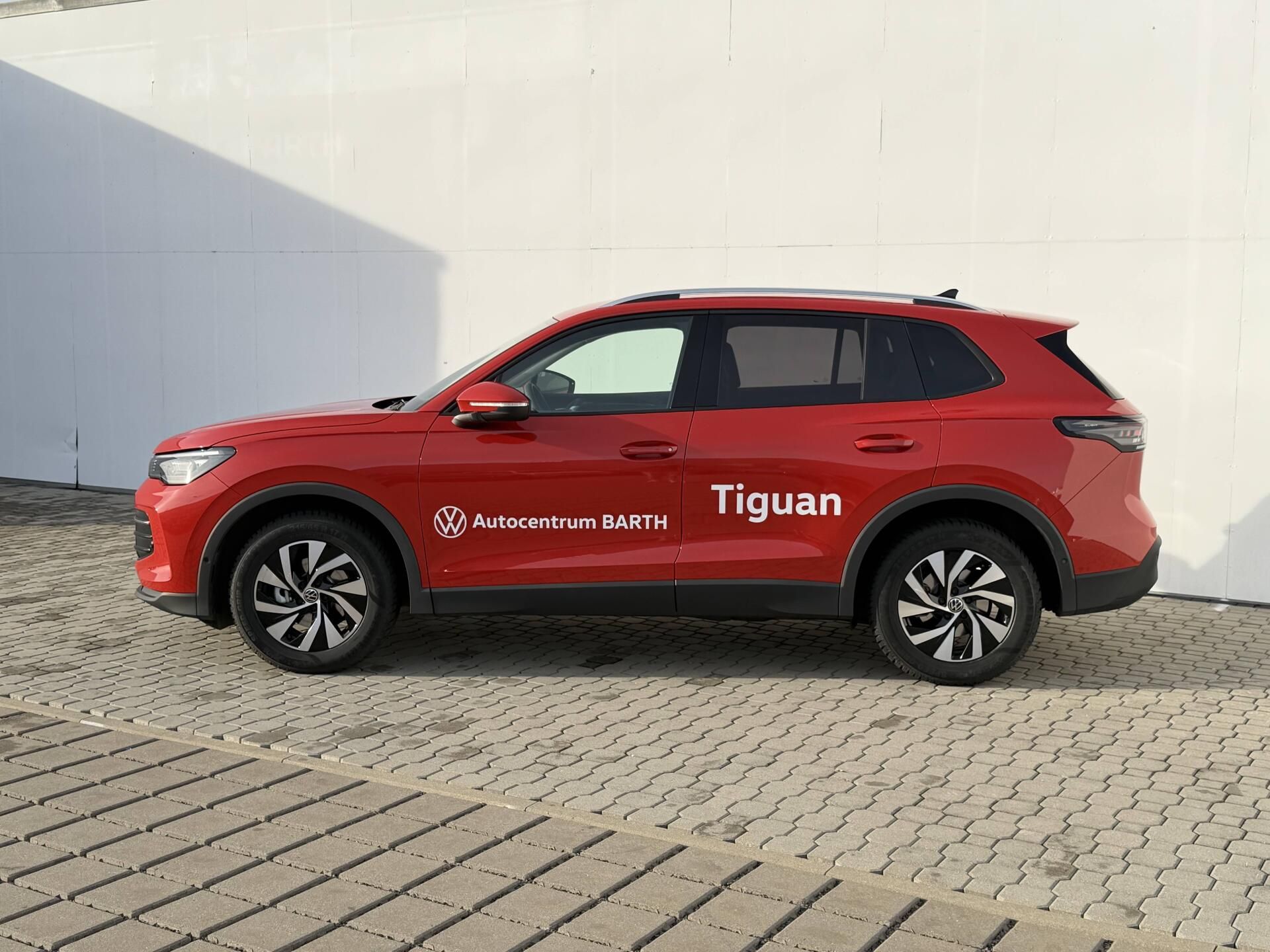 Volkswagen Tiguan, People 7DSG mHEV 1,5eTSI - fotka 3