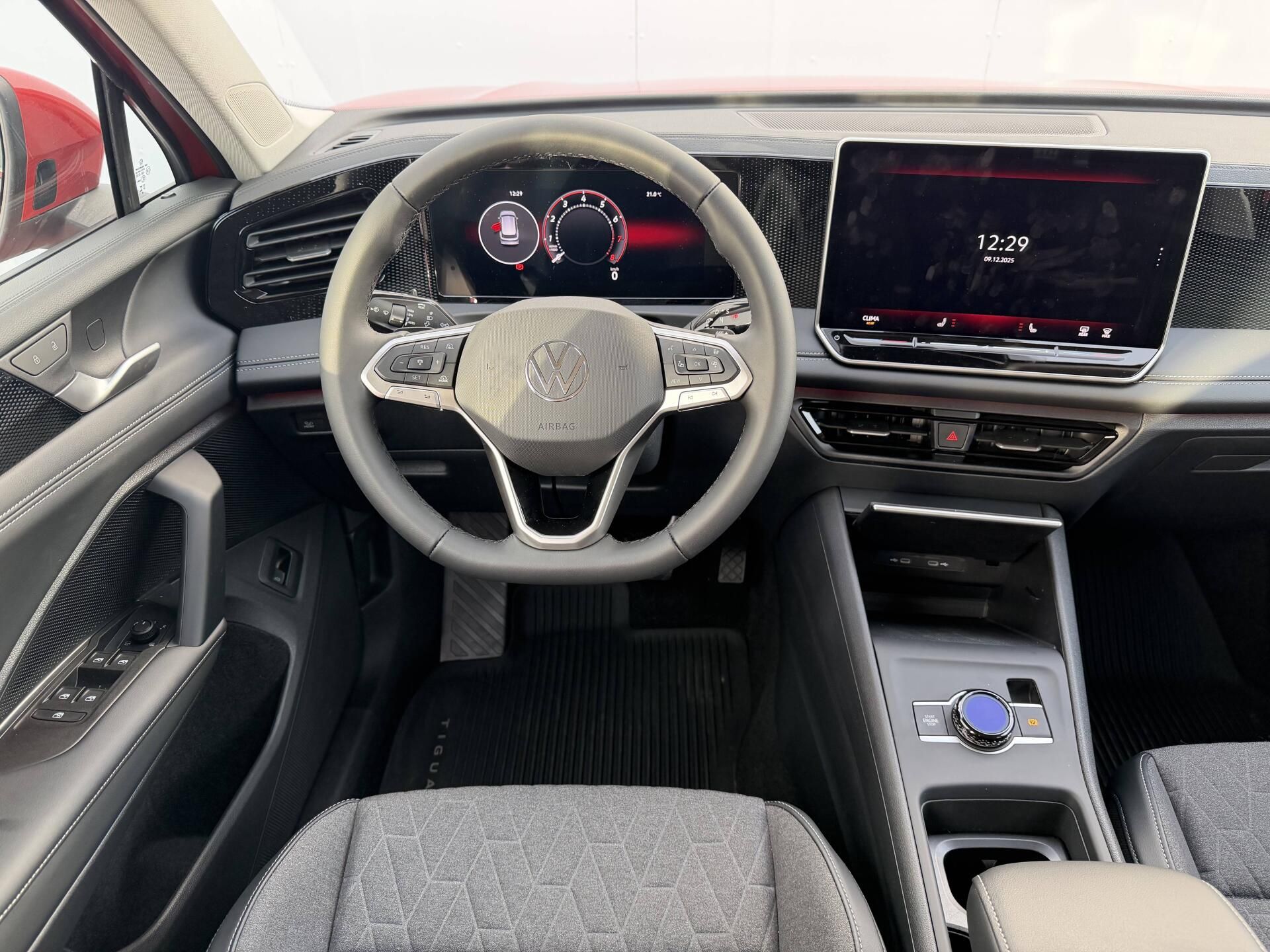 Volkswagen Tiguan, People 7DSG mHEV 1,5eTSI - fotka 6
