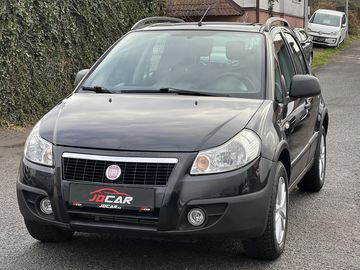 1.6i 16v 4x4 KLIMATIZACE ALU