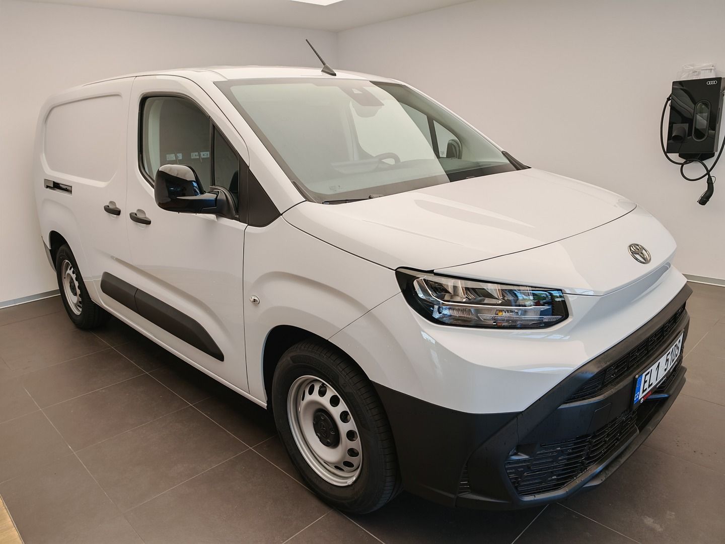 Toyota Proace City, 1.5L Diesel 100 HP -4D  - - fotka 2