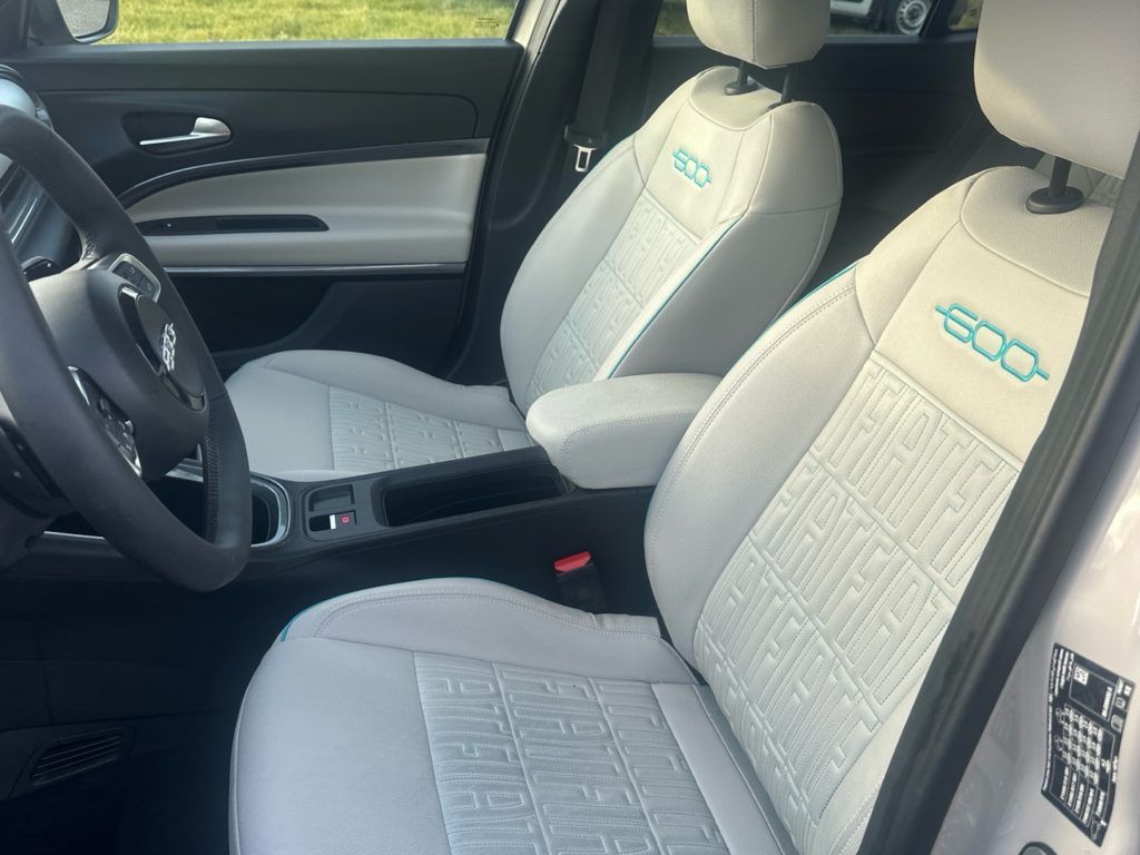 Fiat 600, La Prima Turbo 1,2 (136k) - fotka 6