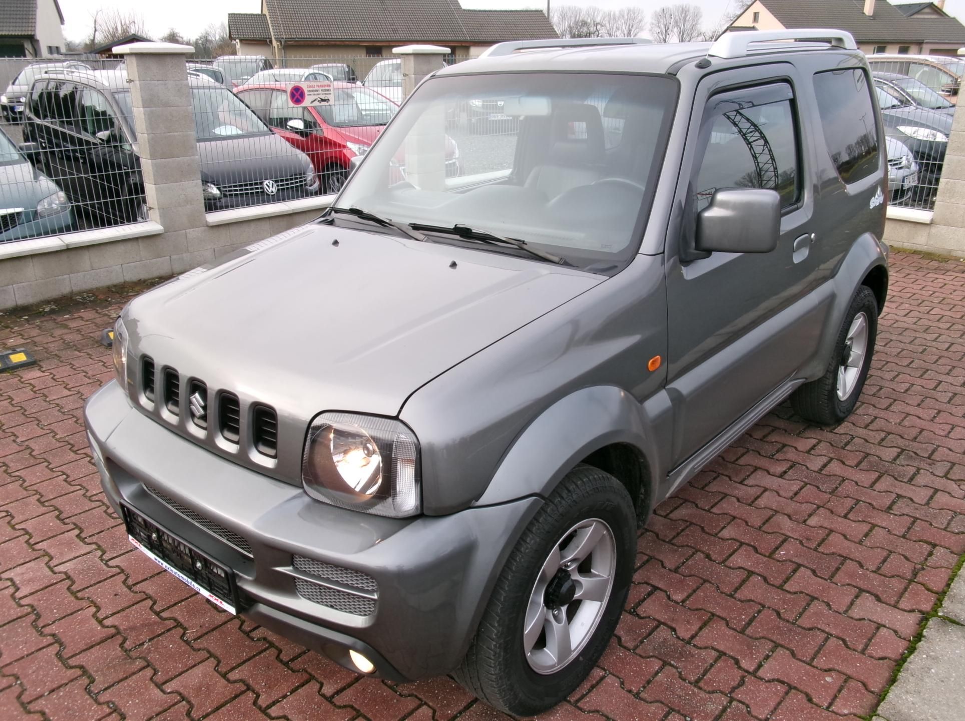 Suzuki Jimny, 1,3i KLIMA ALU VÝHŘEV TAŽNÉ - fotka 2