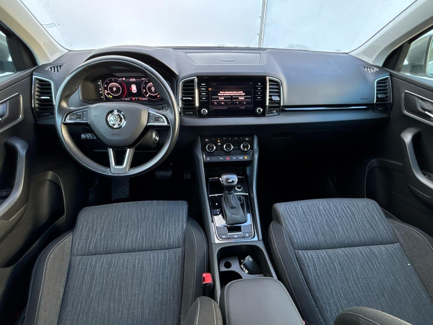 Škoda Karoq, 1.6 TDI / 85 kW Style DSG ČR - fotka 5