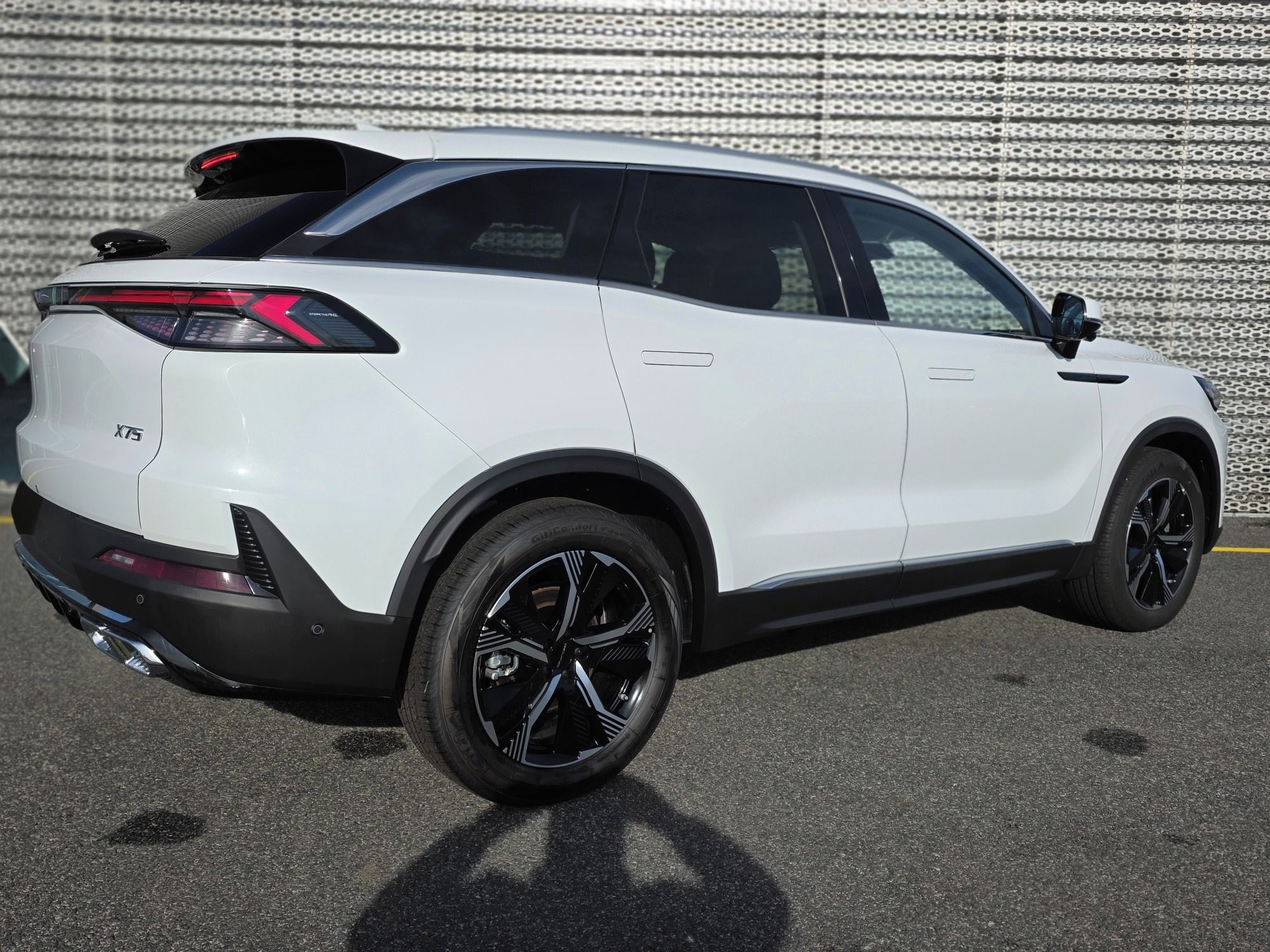 BAIC X7, LUXURY 1,5T 130kW 7DCT 4x2 - fotka 5