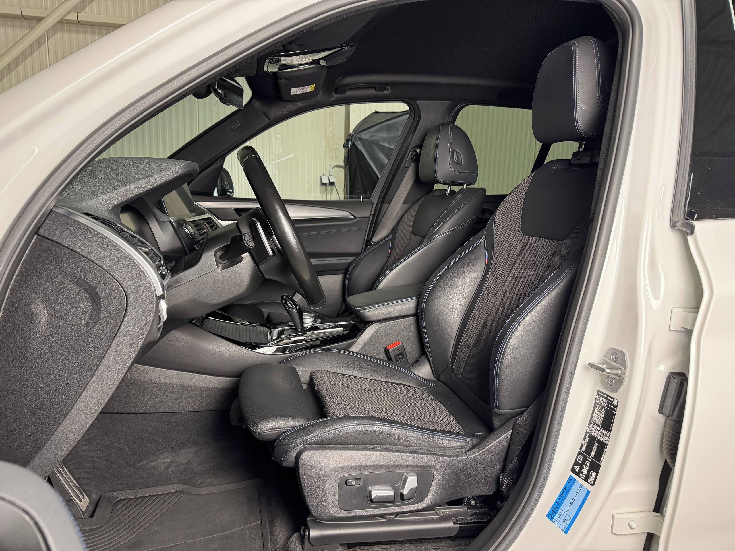 BMW X3, 30D G01 210kw ČR Tážné Výbava - fotka 6
