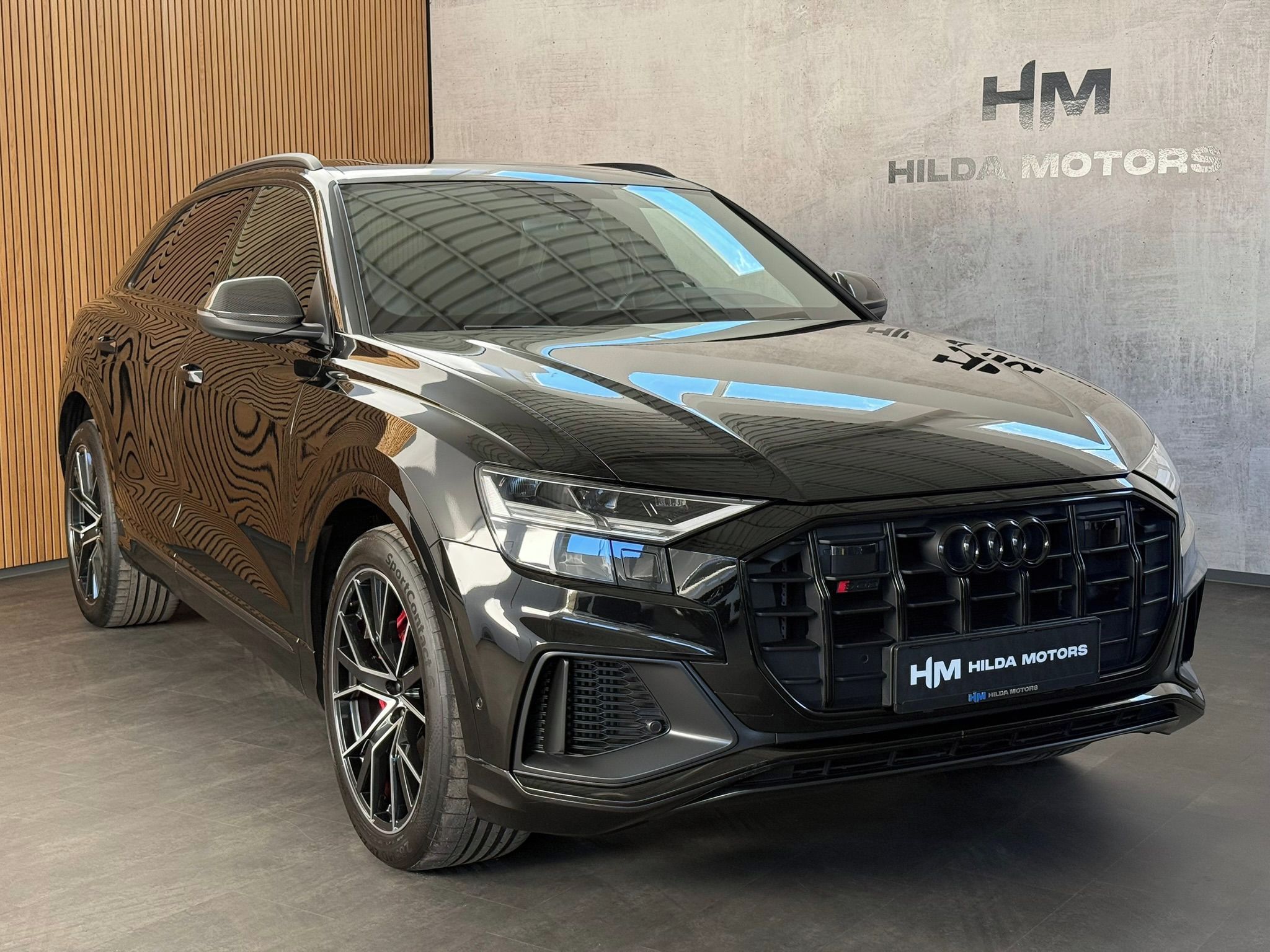 Audi SQ8, 4.0TFSI V8 373kW Competition